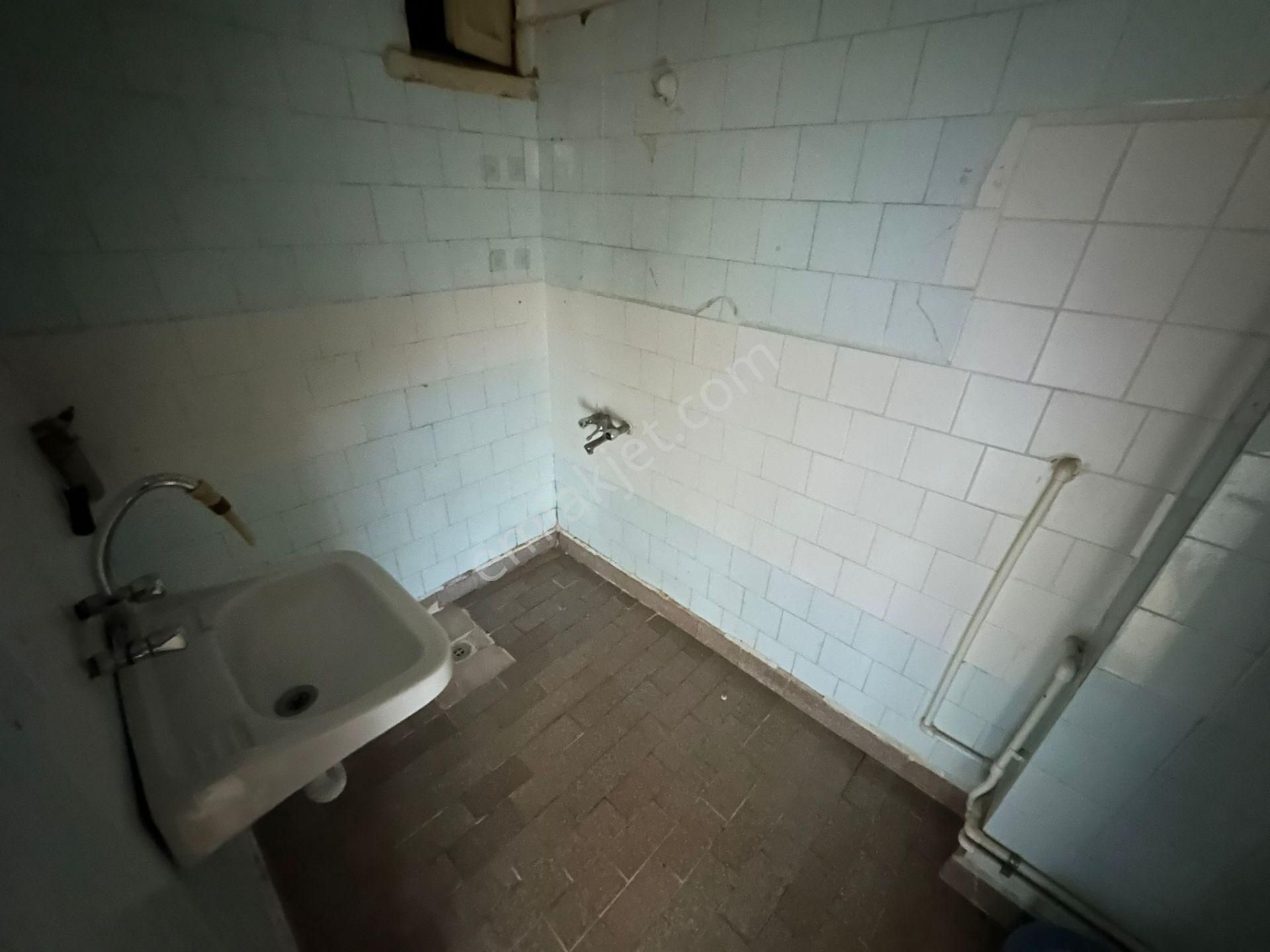 Sanatoryum Caddesi Paraleli 3+1 Orta Kat Ön Cephe Emsalsiz Daire - Görsel 25