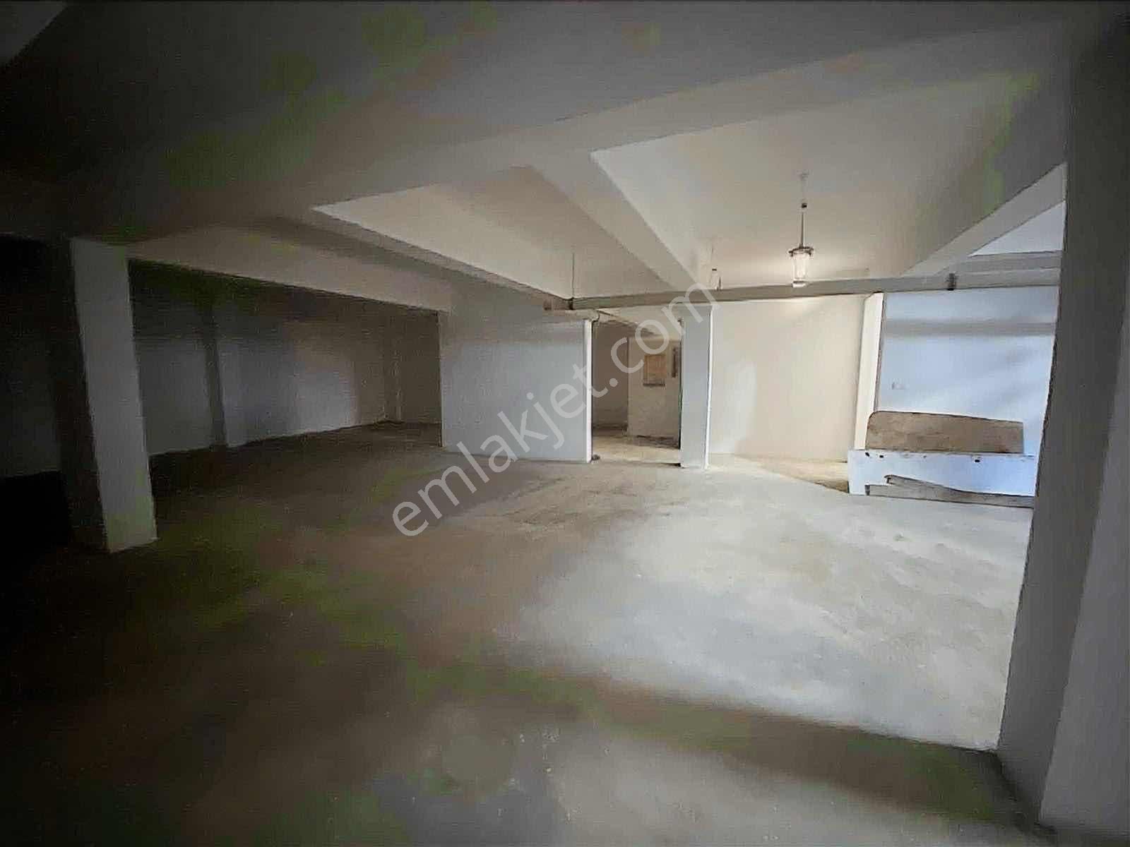 Tekkeköy Kurtuluş Mah 230 M2 Depolu Dükkan - Görsel 11