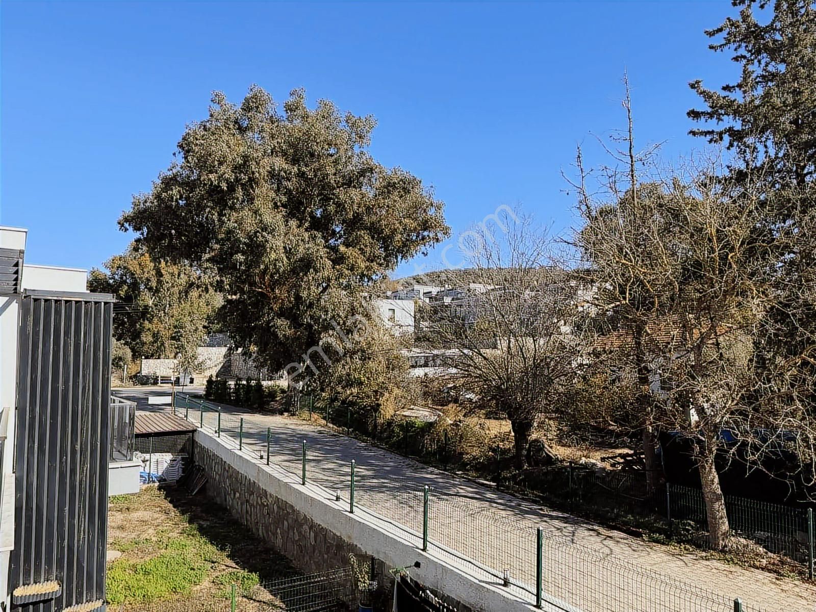 Eşyalı Bahçe Kat Havuzlu !!! - Görsel 20