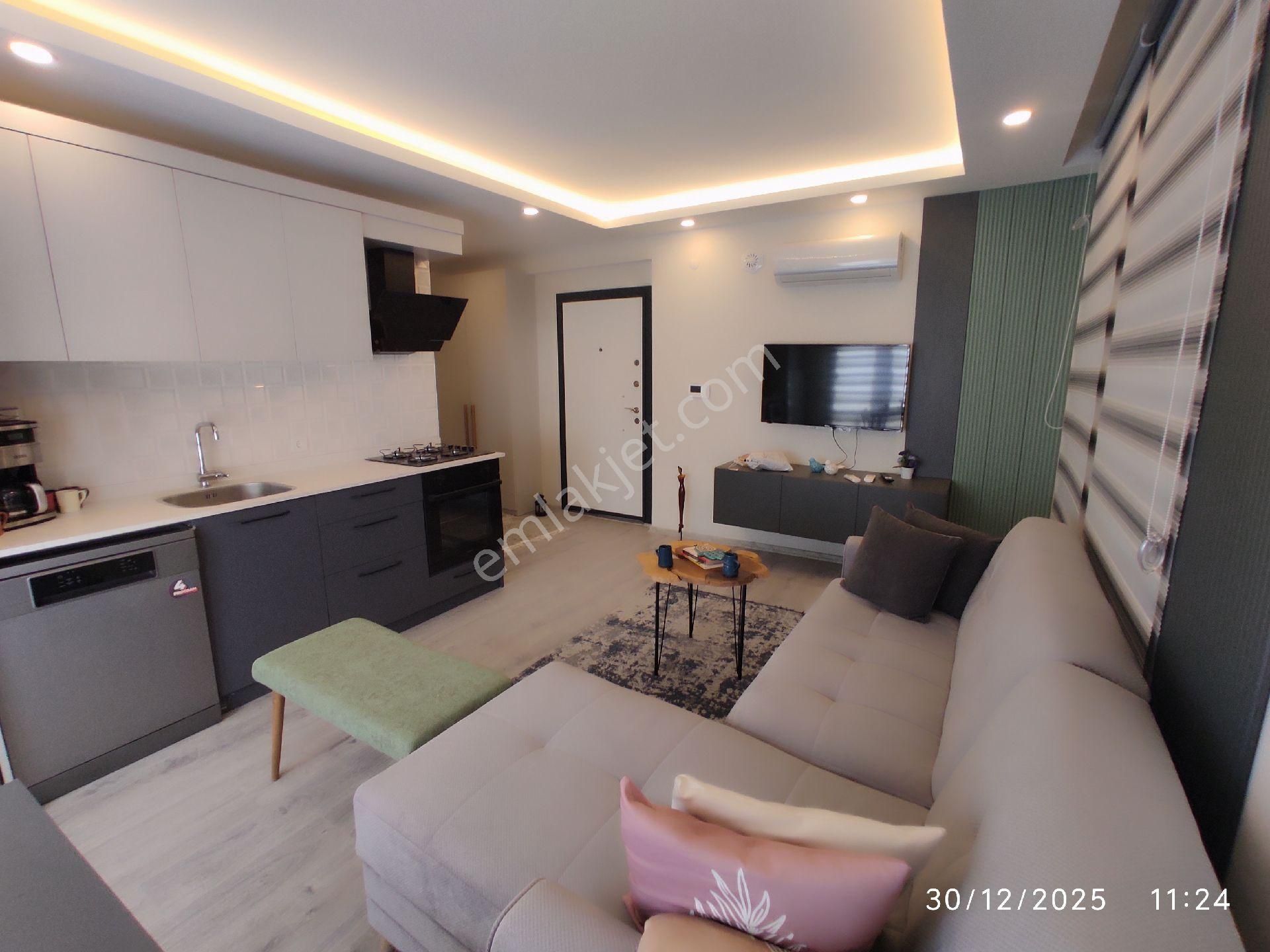 Nuray Ayhan'dan Çıplaklı Mah. Satılık Eşyalı 1+1 Daire - Görsel 31