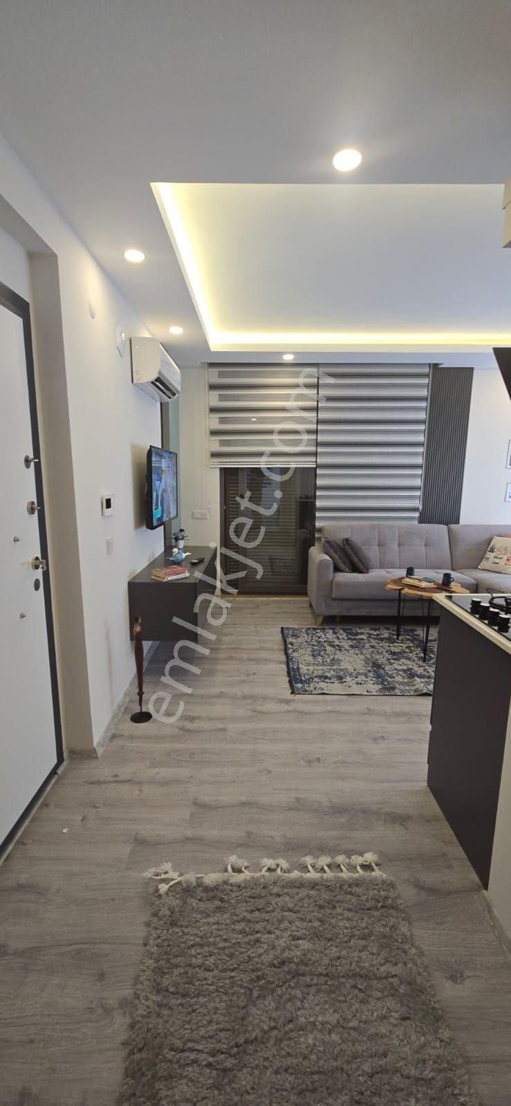 Nuray Ayhan'dan Çıplaklı Mah. Satılık Eşyalı 1+1 Daire - Görsel 12