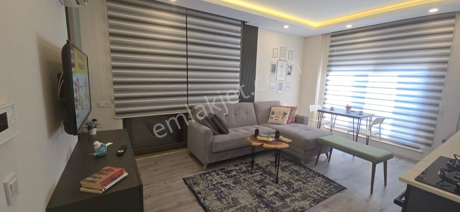 Nuray Ayhan'dan Çıplaklı Mah. Satılık Eşyalı 1+1 Daire - Görsel 28