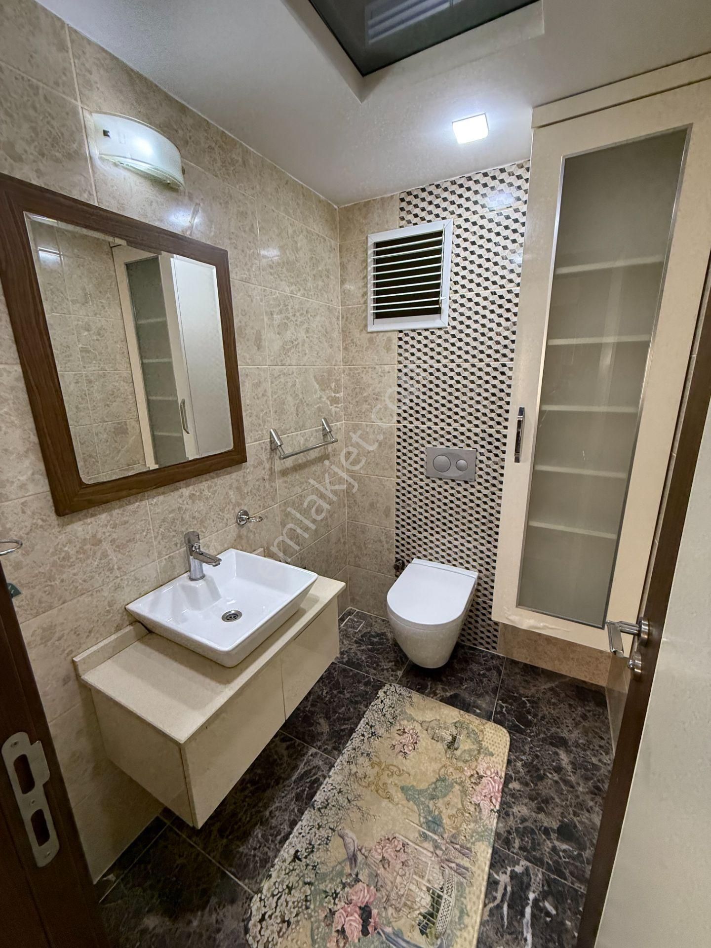 İzzet Begoviç Bulvarı 3+2 Bahçe Dubleksi Eşyalı Kiralık Daire - Görsel 12