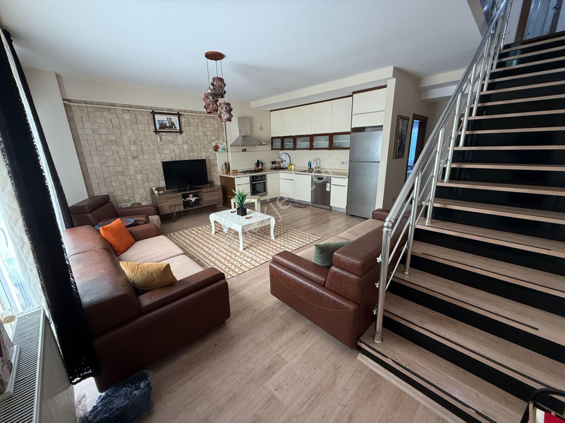 İzzet Begoviç Bulvarı 3+2 Bahçe Dubleksi Eşyalı Kiralık Daire - Görsel 7