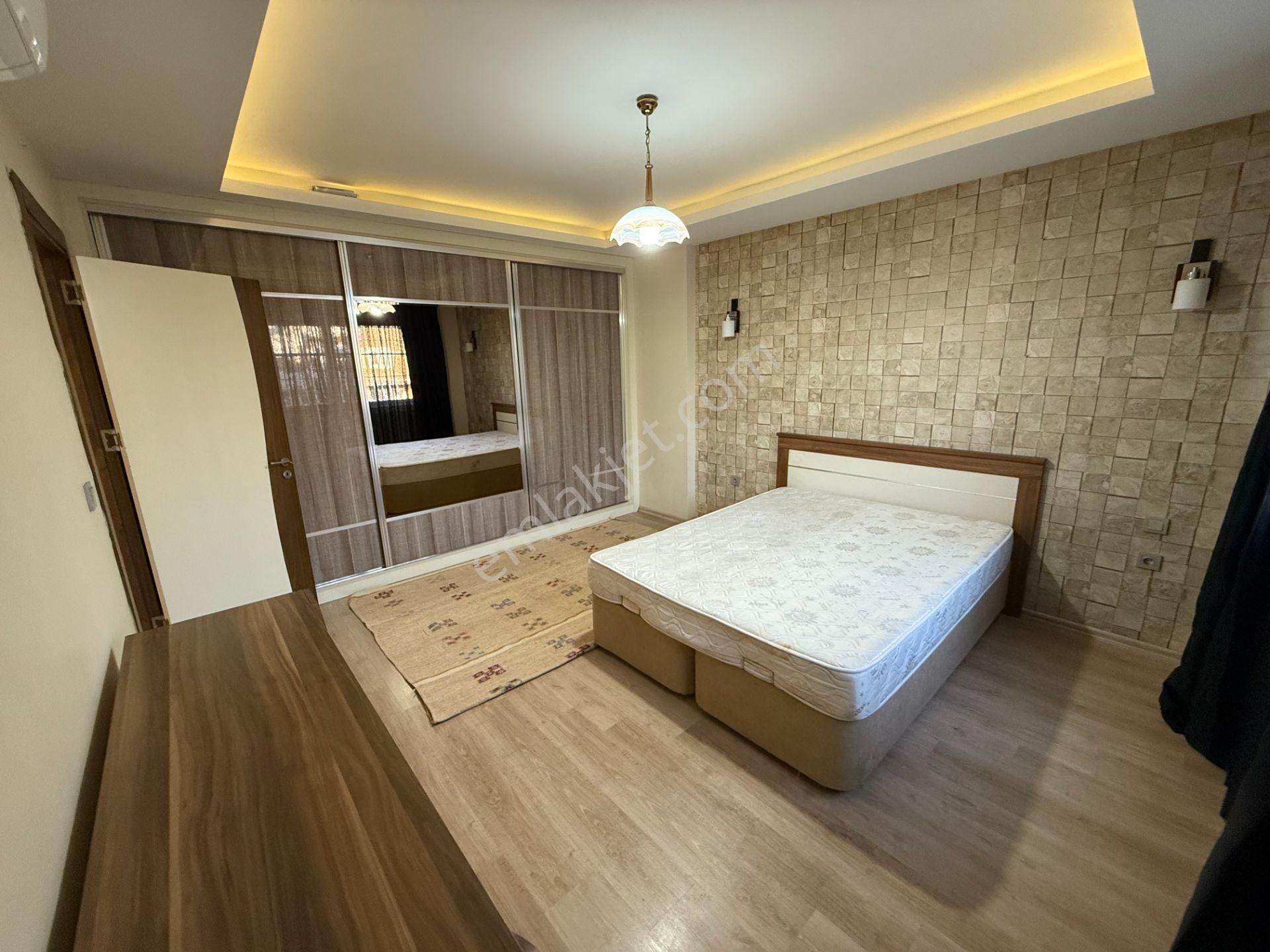 İzzet Begoviç Bulvarı 3+2 Bahçe Dubleksi Eşyalı Kiralık Daire - Görsel 15