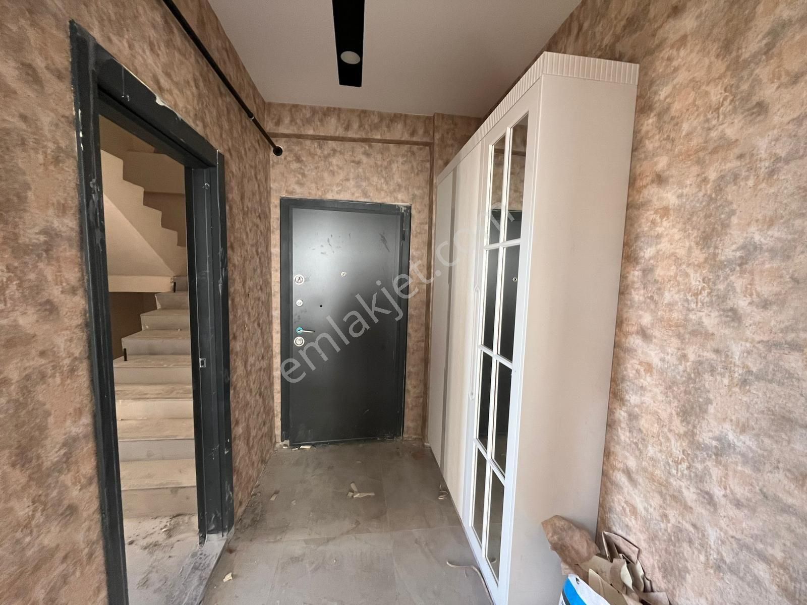 Rastgeldi Gayrimenkul'den Satılık Yerden Isıtmalı - Görsel 5