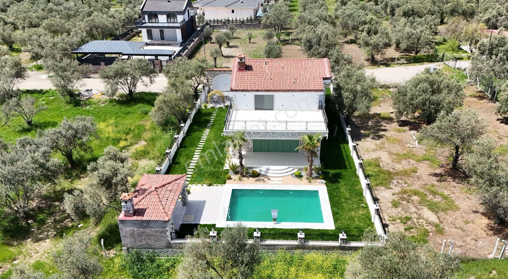 Altınolukta Özel Tasarım 650 M²içinde Havuzlu Taş Villa - Görsel 6