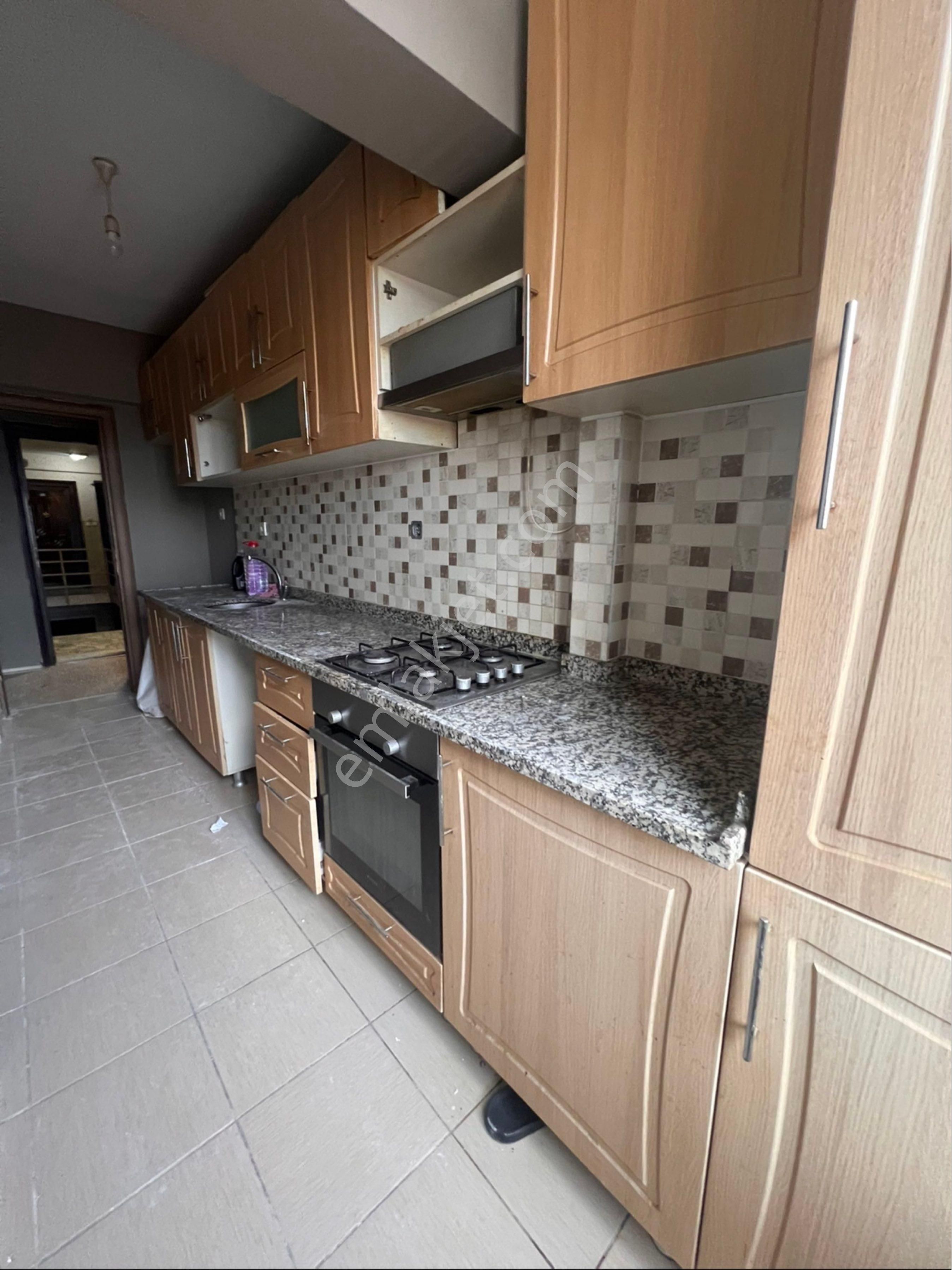 Avcılar Cihangir De 3+1 Ara Kat Kiralık