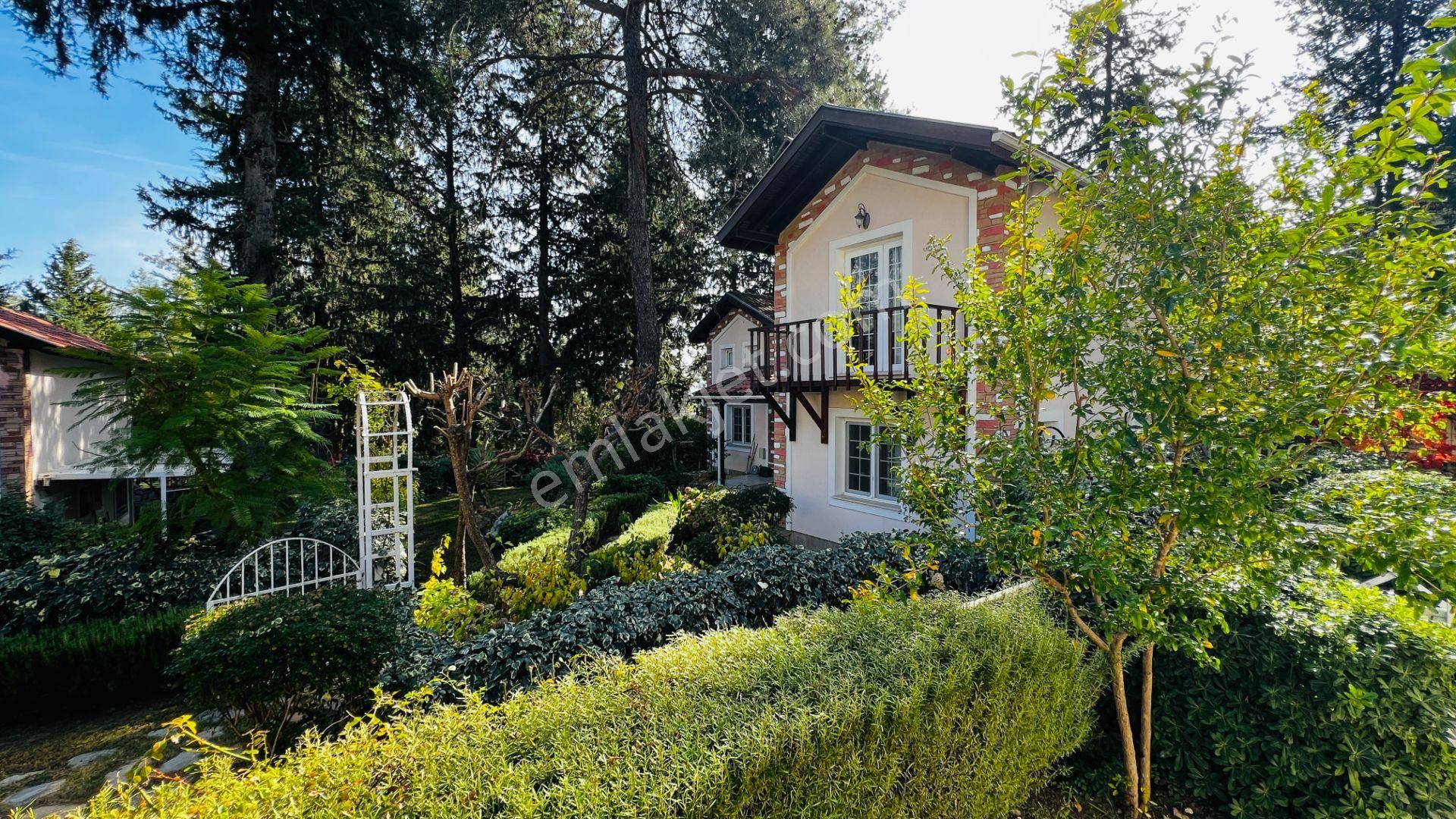 Kemer Beycik Bölgesinde Satılık Müstakil Villa