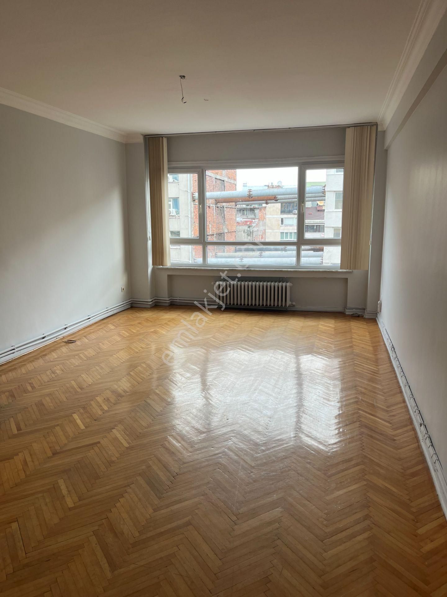 Halaskargazi Cad. , Osmanbey Metro Yanı 2+1 Kiralık Nezih Ofis - Görsel 3
