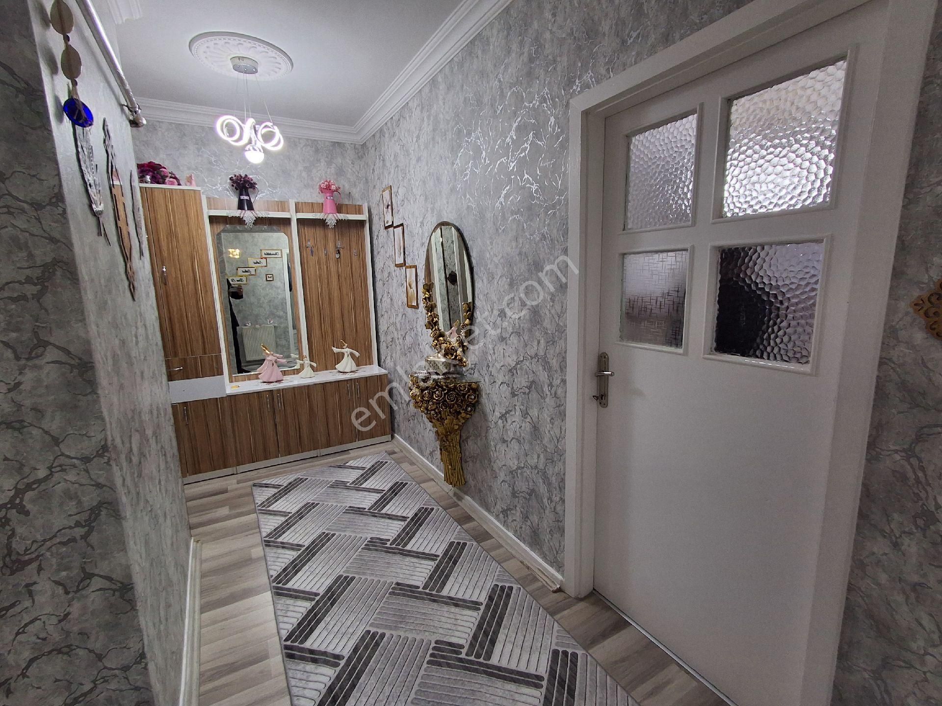 Karapürçek Muhtarlık Yakını 3+1 Y.giriş A.daire Var Ön Cephe Kat Konumunda Kök Tapu Kredi - Görsel 18