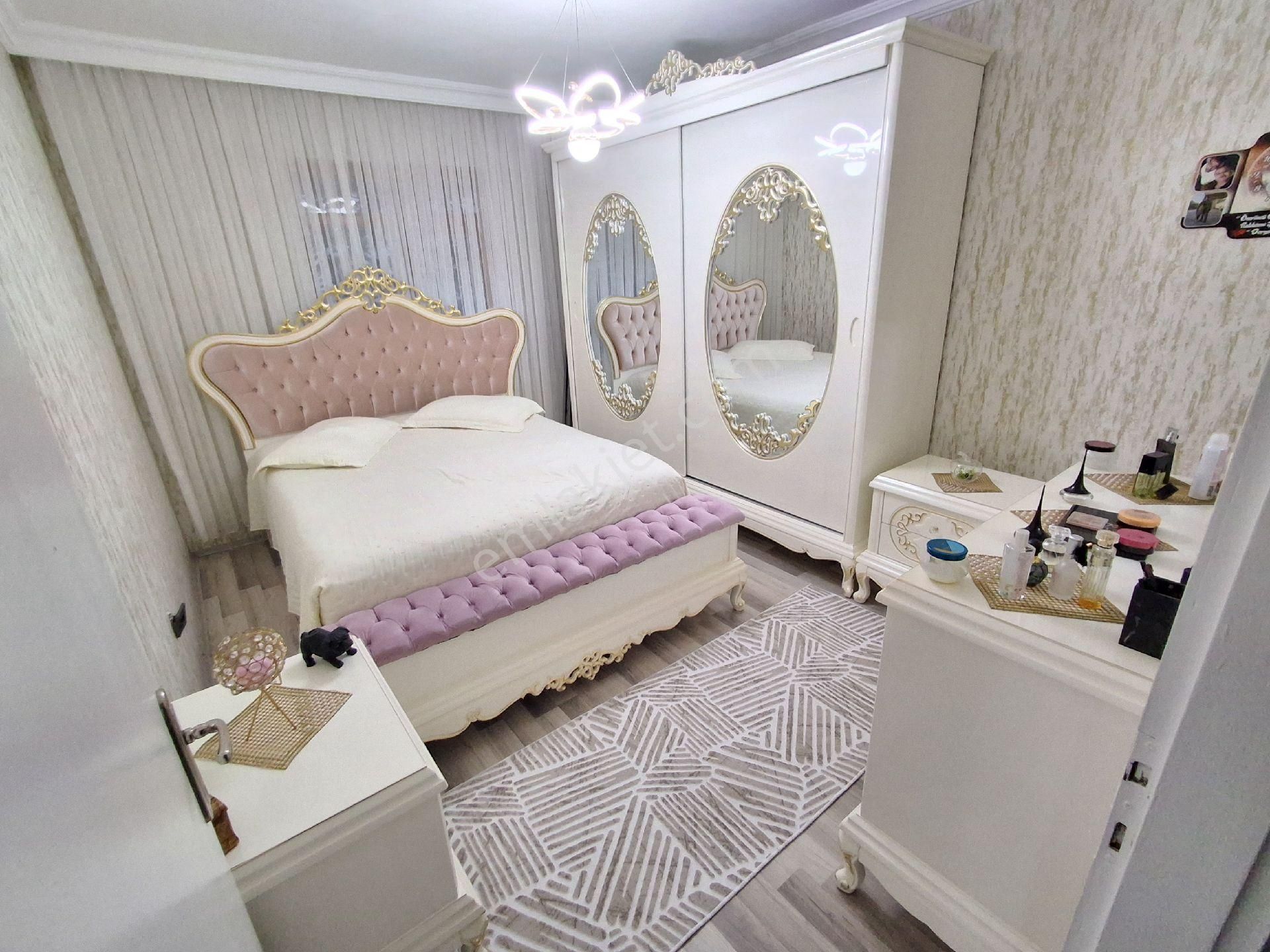 Karapürçek Muhtarlık Yakını 3+1 Y.giriş A.daire Var Ön Cephe Kat Konumunda Kök Tapu Kredi - Görsel 15