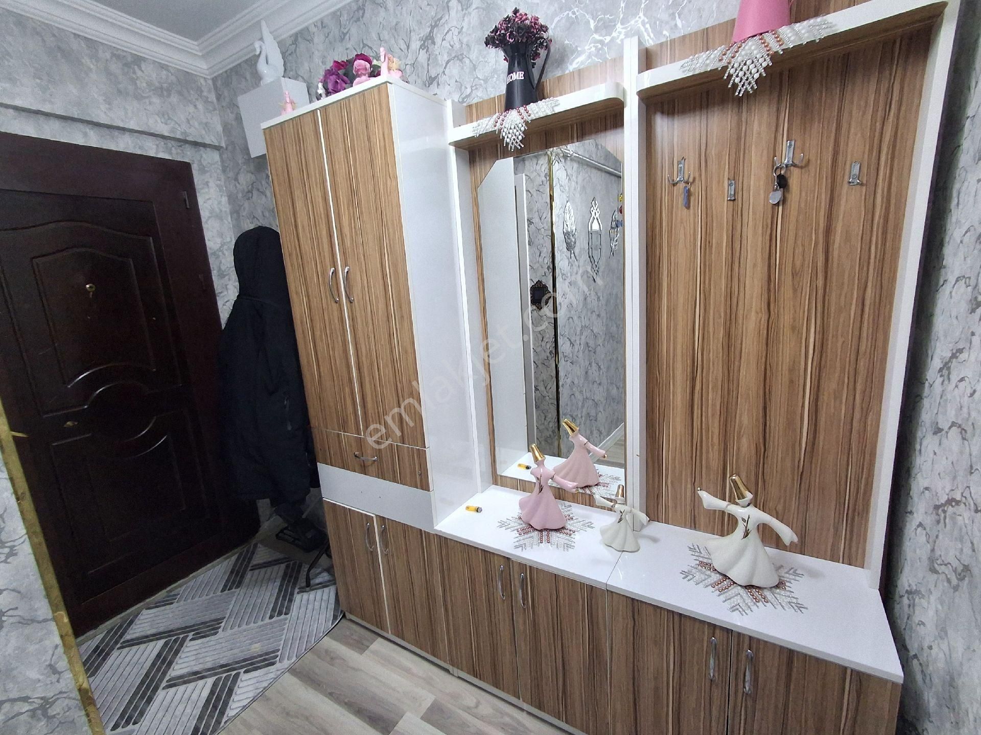 Karapürçek Muhtarlık Yakını 3+1 Y.giriş A.daire Var Ön Cephe Kat Konumunda Kök Tapu Kredi - Görsel 8