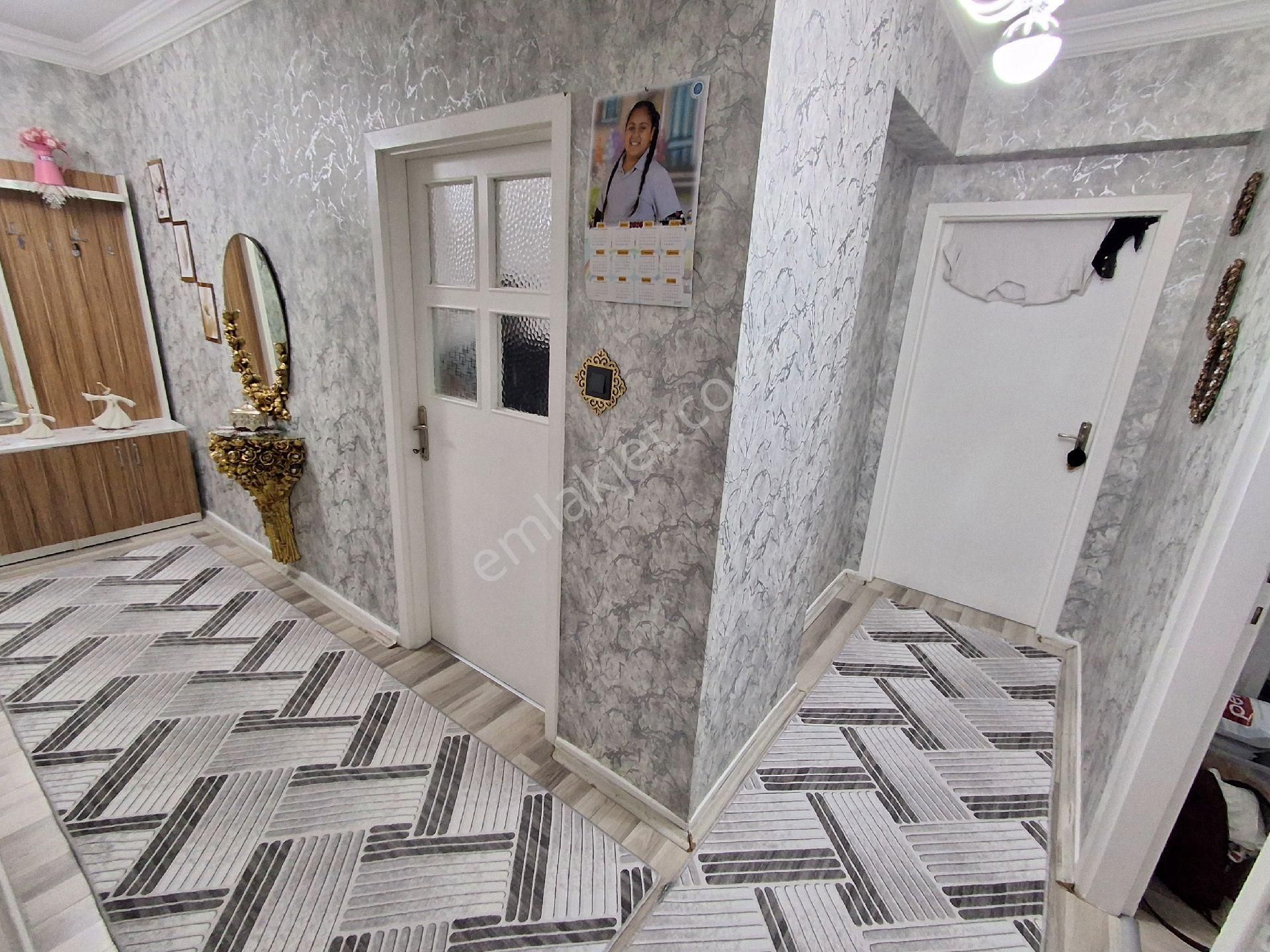 Karapürçek Muhtarlık Yakını 3+1 Y.giriş A.daire Var Ön Cephe Kat Konumunda Kök Tapu Kredi - Görsel 20