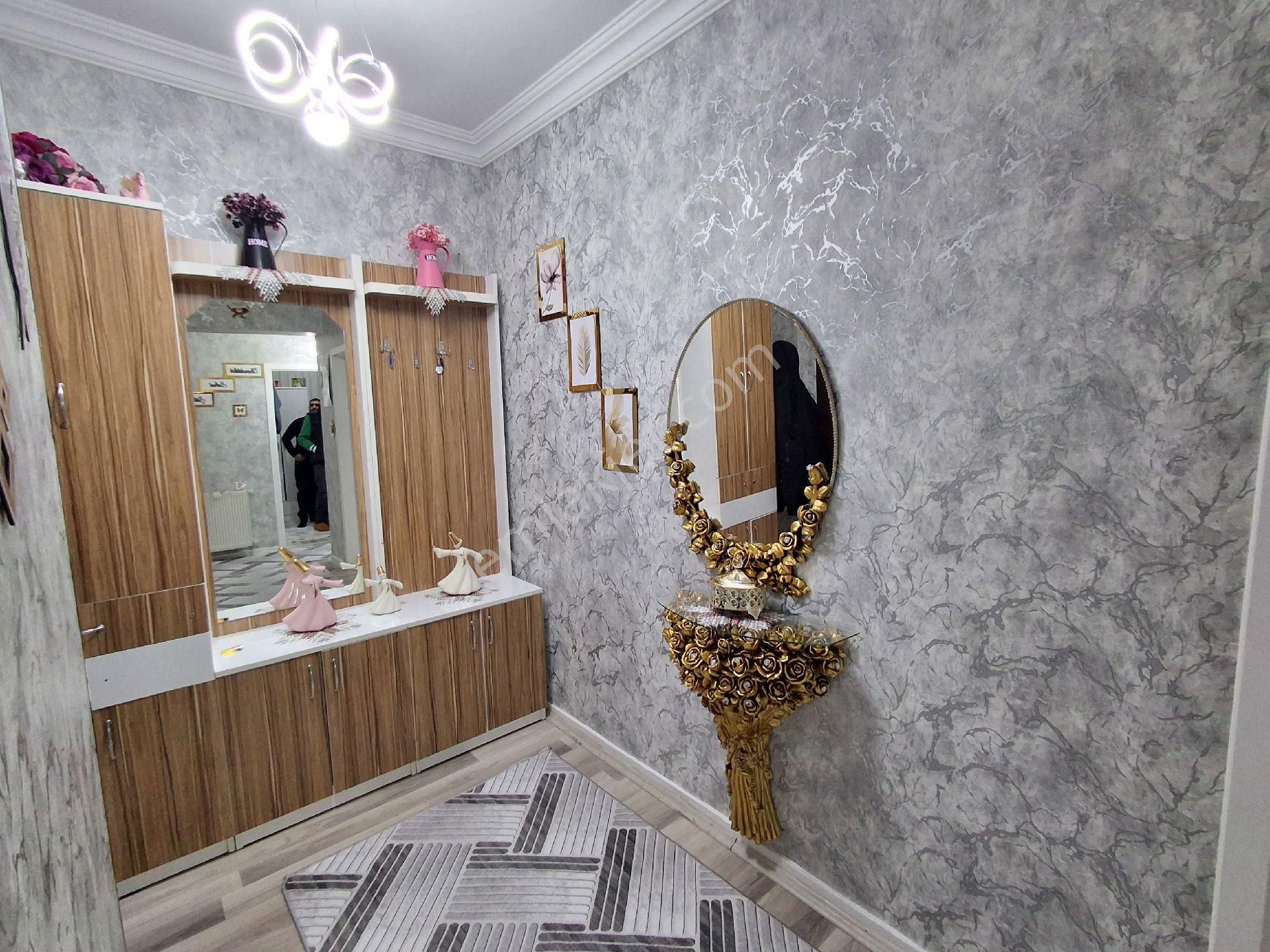 Karapürçek Muhtarlık Yakını 3+1 Y.giriş A.daire Var Ön Cephe Kat Konumunda Kök Tapu Kredi - Görsel 10