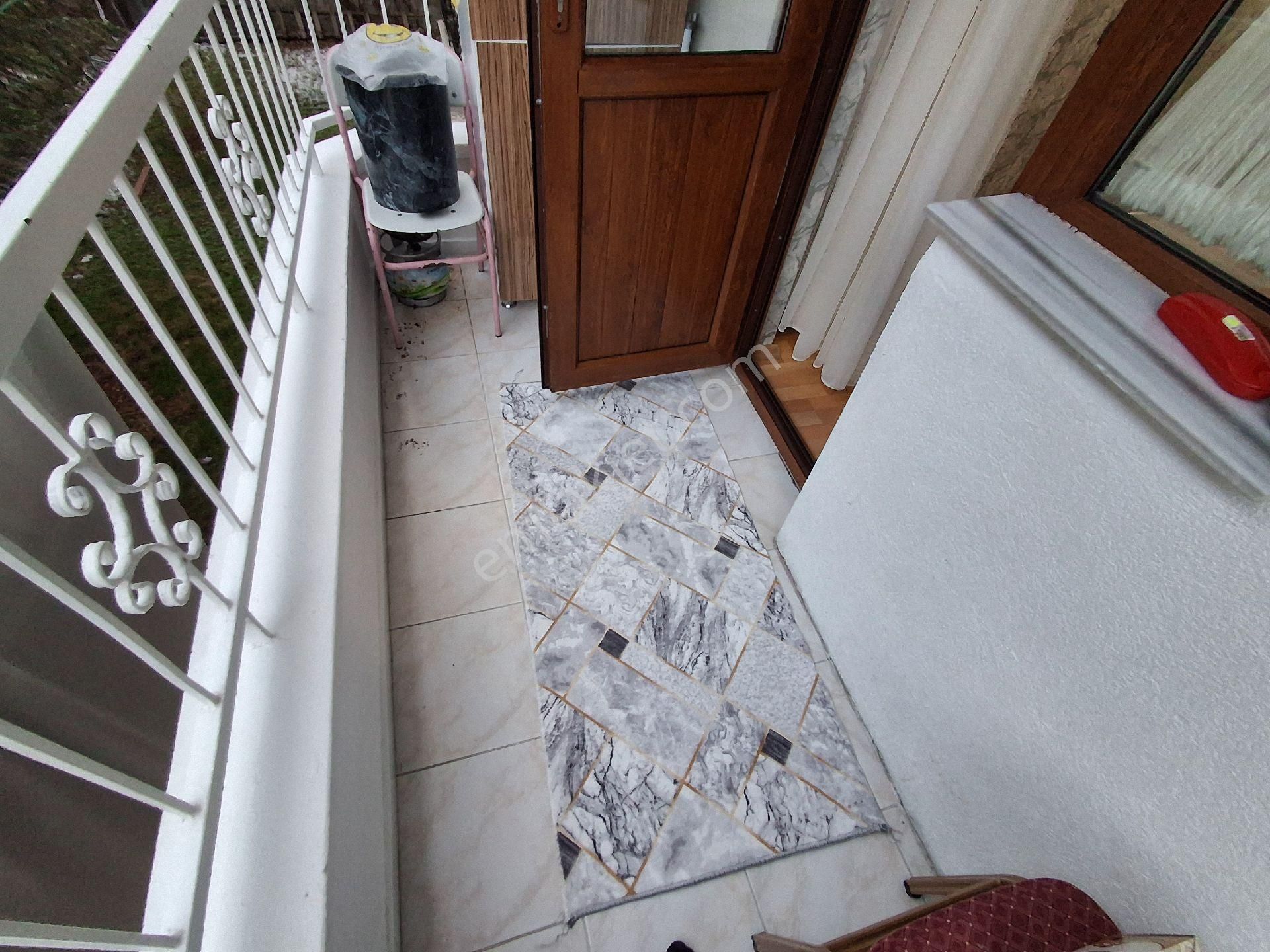 Karapürçek Muhtarlık Yakını 3+1 Y.giriş A.daire Var Ön Cephe Kat Konumunda Kök Tapu Kredi - Görsel 4