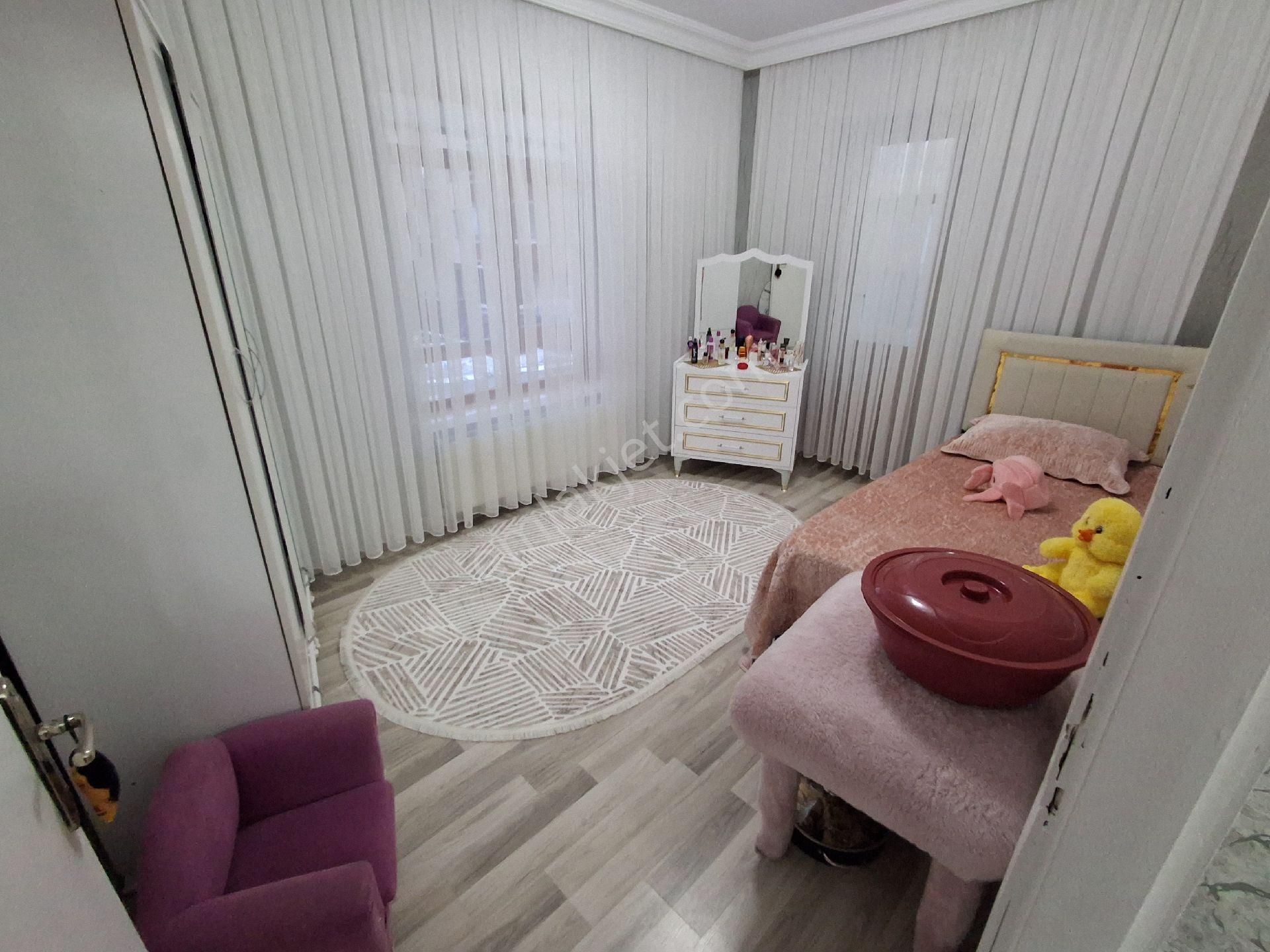 Karapürçek Muhtarlık Yakını 3+1 Y.giriş A.daire Var Ön Cephe Kat Konumunda Kök Tapu Kredi - Görsel 35