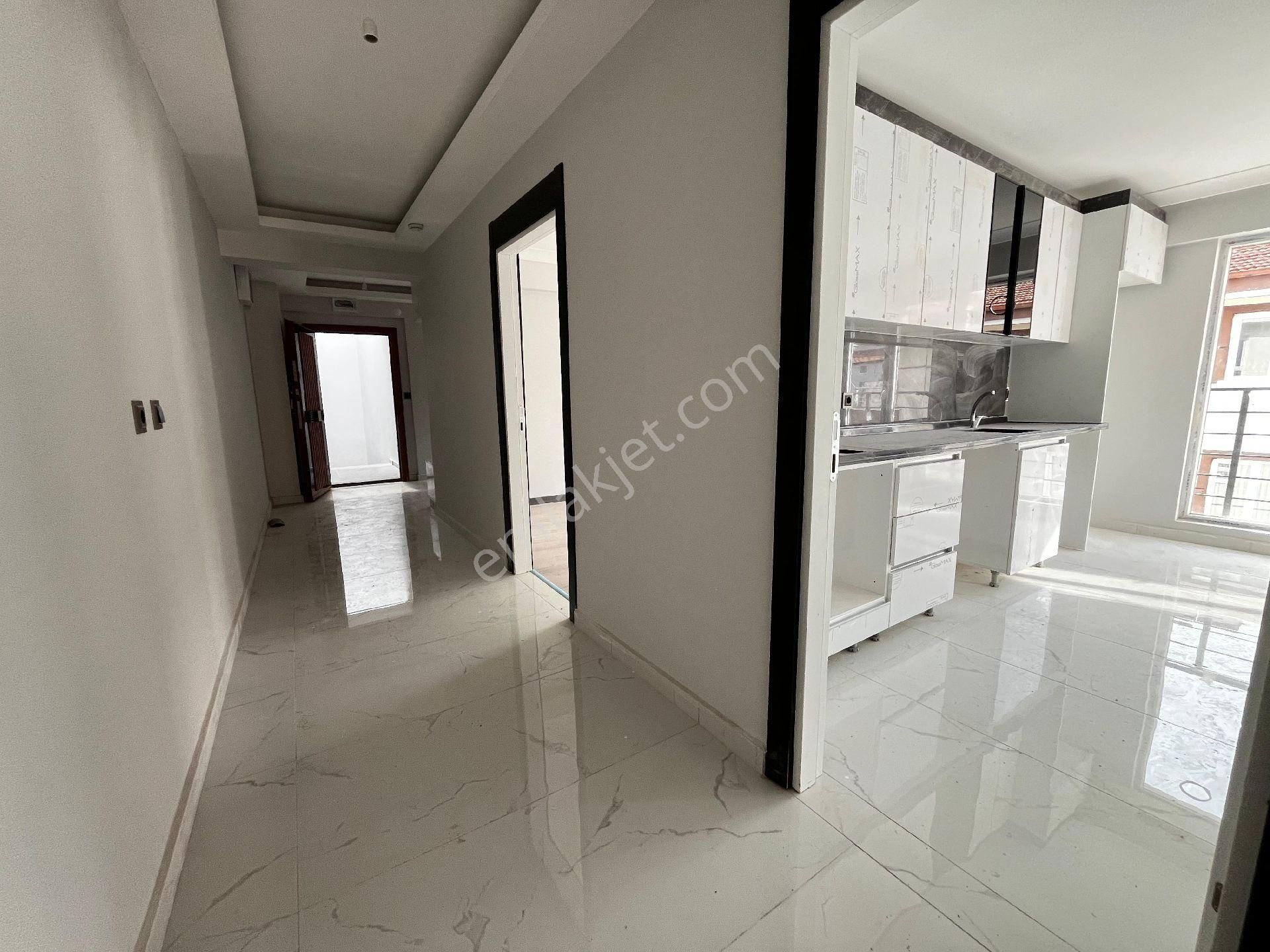 Karapürçek Sıfır 3.kat 3+1 .135m2 Ç.banyo Vestiyer Duşakabin Granit Zemin Teras Balkonlu - Görsel 21