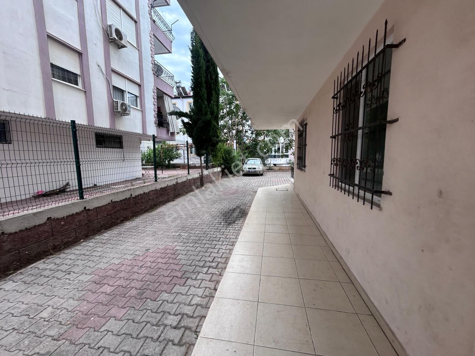 Şafak Mahallesi Cadde Üzeri Geniş 3+1 Ara Kat Kiralık Daire - Görsel 4