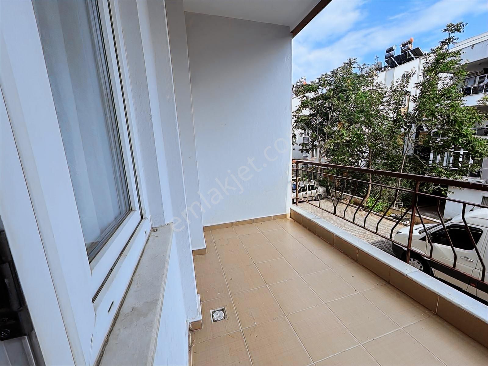 Şafak Mahallesi Cadde Üzeri Geniş 3+1 Ara Kat Kiralık Daire - Görsel 16