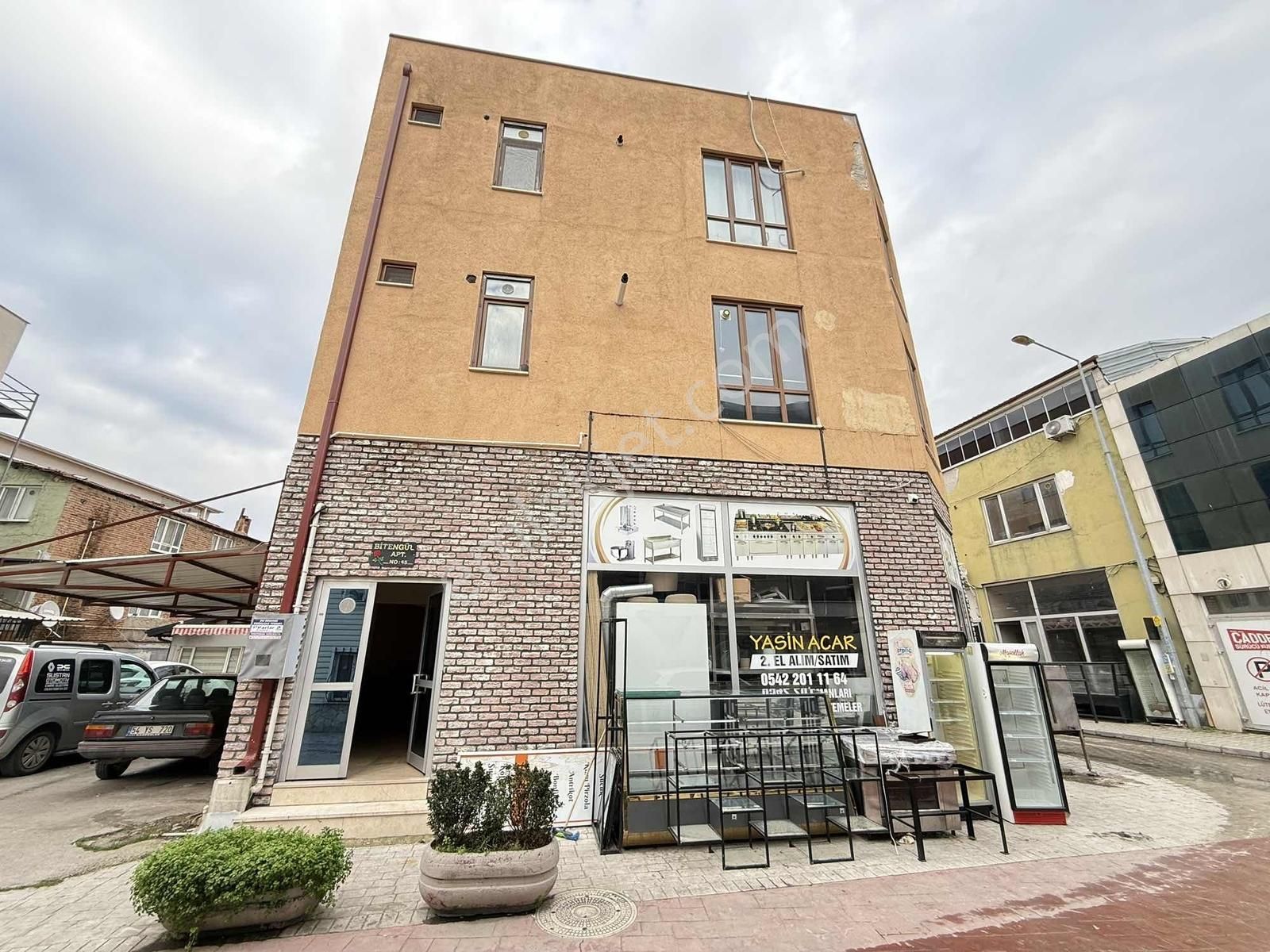 Adapazarı Semerciler Mahallesinde 1+1 Kiralık Daire - Görsel 7