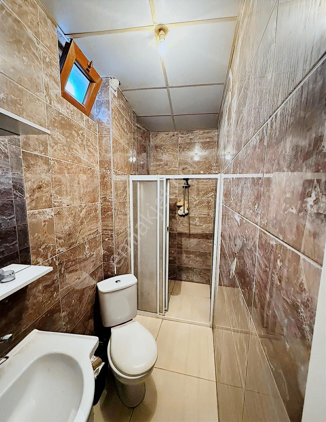 Adapazarı Semerciler Mahallesinde 1+1 Kiralık Daire - Görsel 6