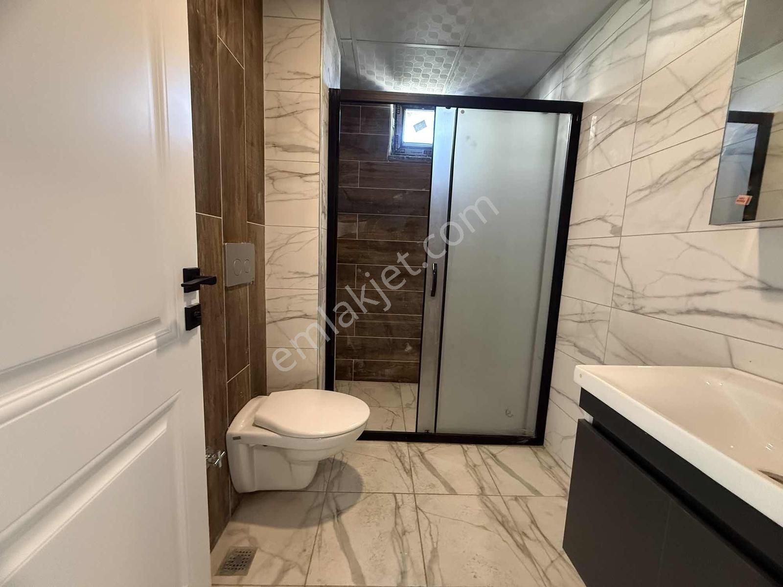 Damla Emlak'tan Kurupelit Tramvay 2dk Geniş 1+1 Cam Balkonlu - Görsel 2