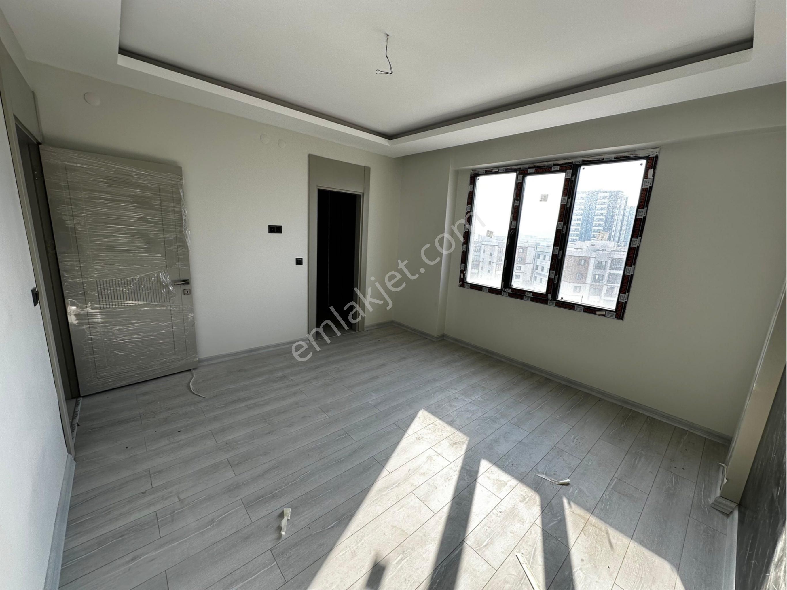 Smart’tan Ceza Evi Yolunda Kiralık 3,5+1 Kiralık Lüx Dairemiz Mevcuttur