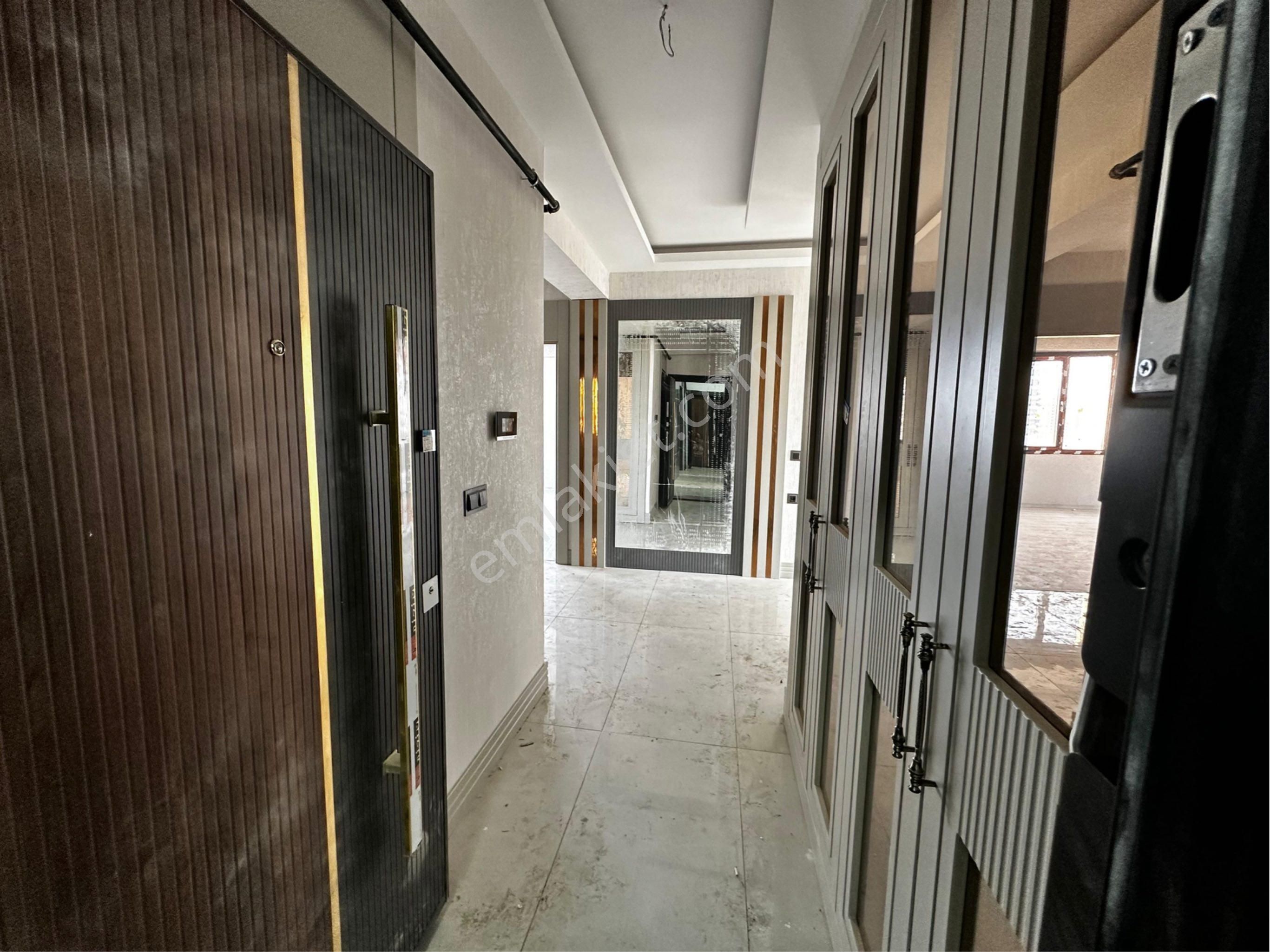 Smart’tan Ceza Evi Yolunda Kiralık 3,5+1 Kiralık Lüx Dairemiz Mevcuttur - Görsel 22