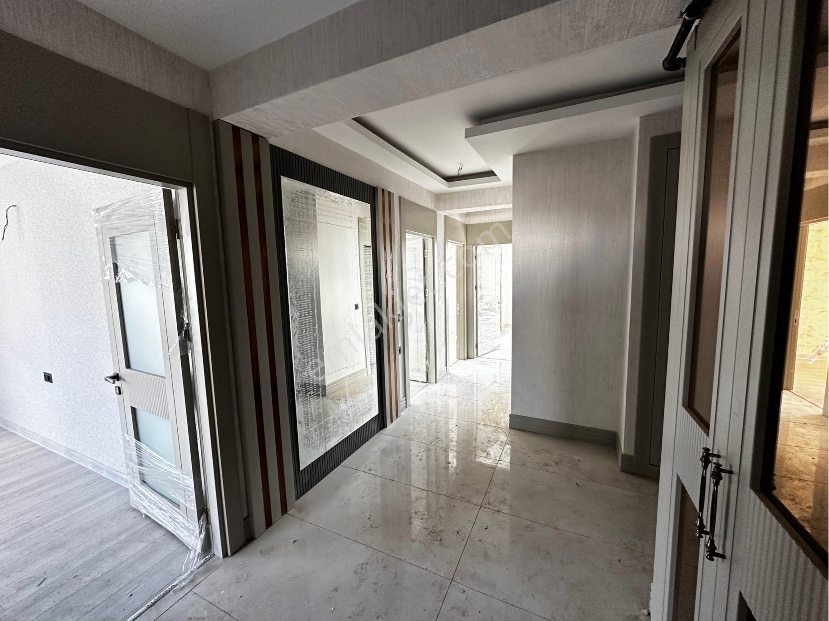 Smart’tan Ceza Evi Yolunda Kiralık 3,5+1 Kiralık Lüx Dairemiz Mevcuttur - Görsel 13