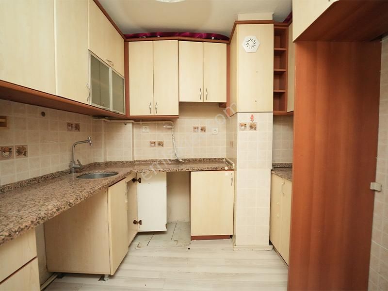 C21 Cius; Eskipazar Caddesi Civarı Kiralık Ara Kat Daire - Görsel 8