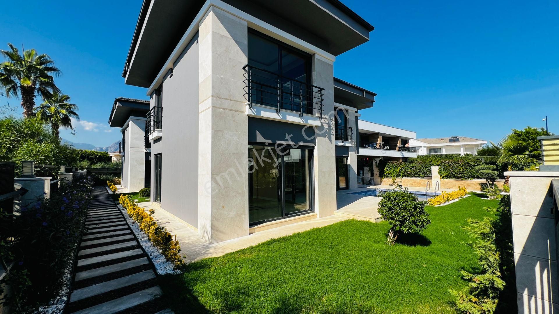 Kemer'de Satılık Müstakil 3+1 Villa - Görsel 5