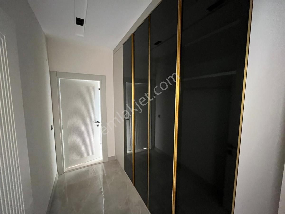 Antalya Döşemealtında Site İçinde Satılık 4+1 Satılık Villa - Görsel 18