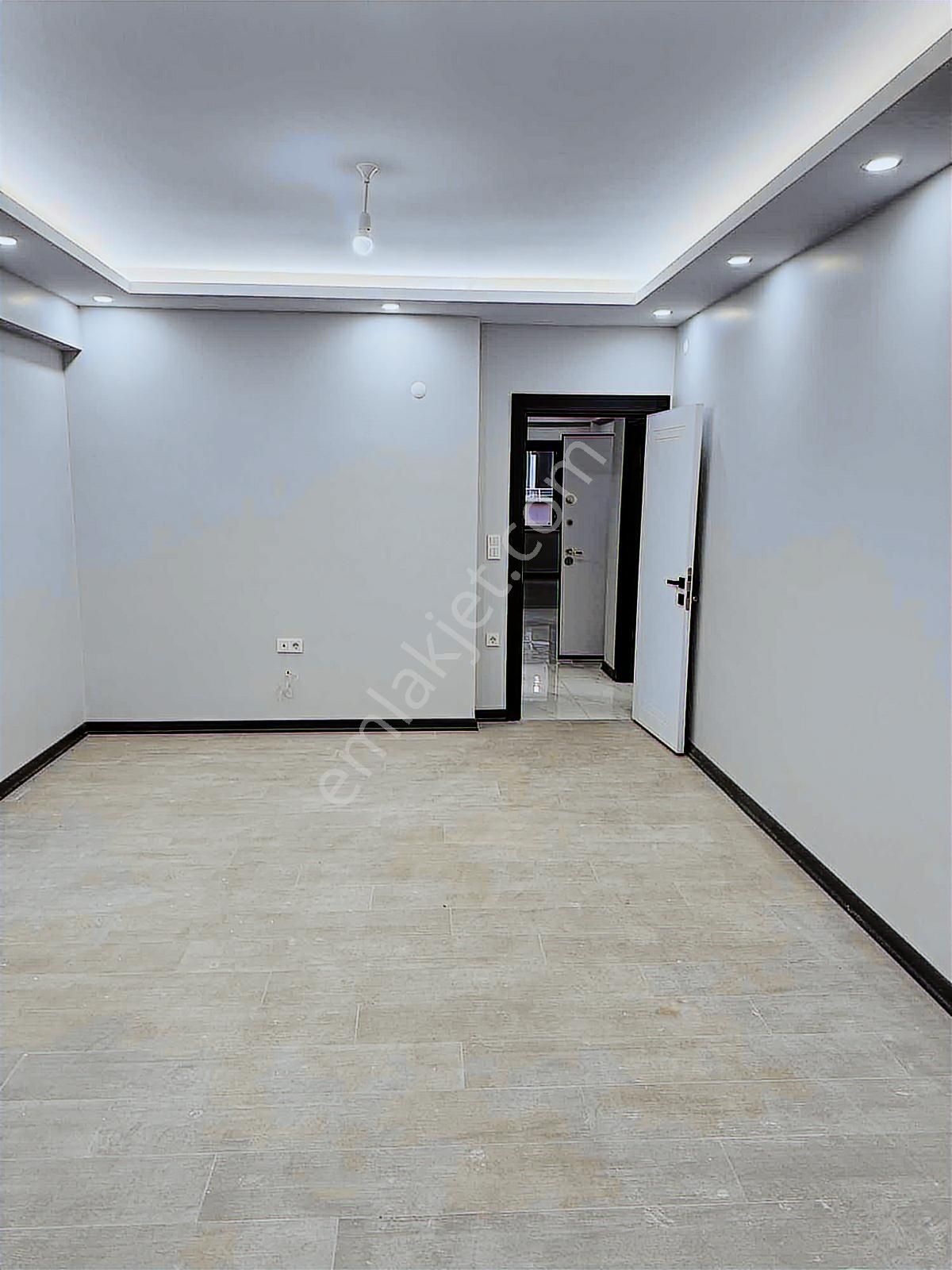 Akkaya İnşaattan Mükemmel Konumda Ebeveyinli 2+1 Daire - Görsel 13
