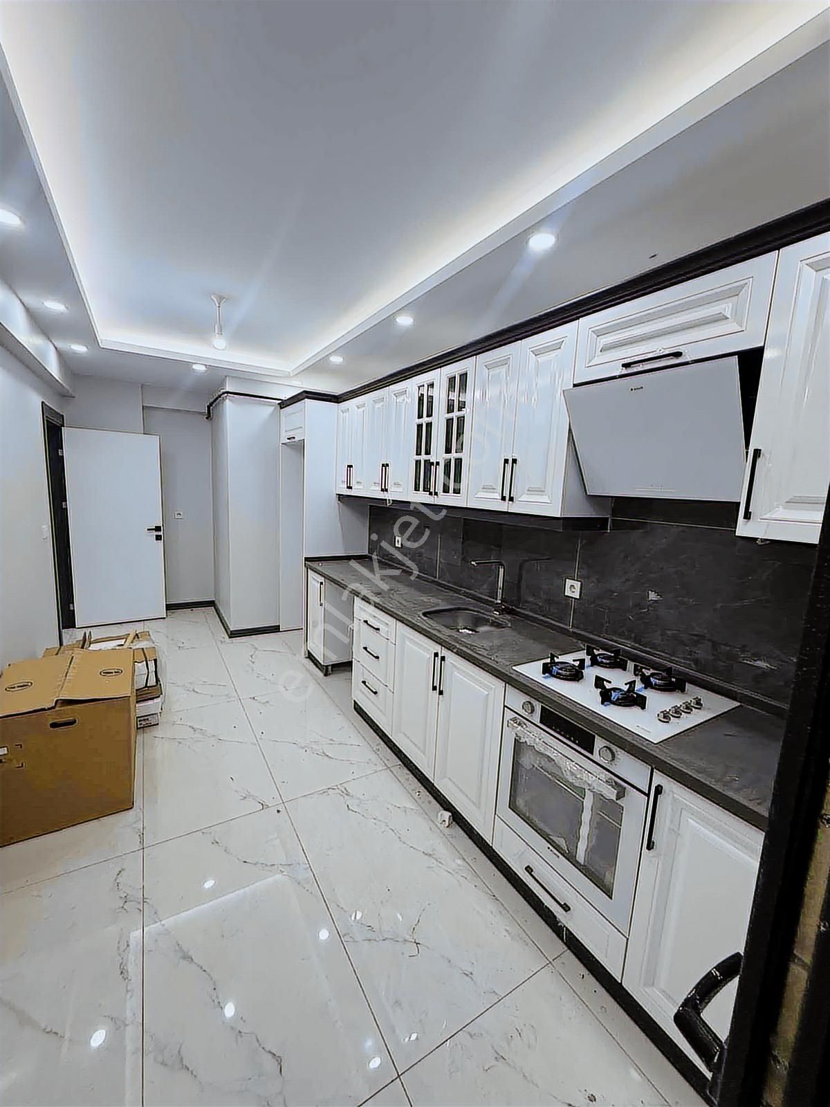 Akkaya İnşaattan Mükemmel Konumda Ebeveyinli 2+1 Daire - Görsel 28