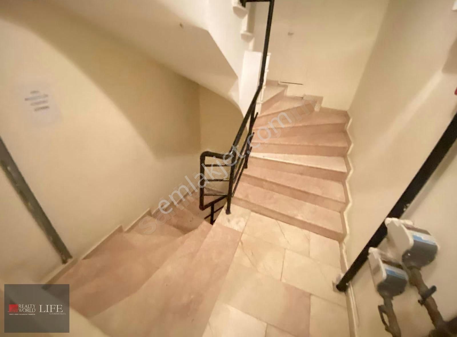 Rw Lıfe// Eskibağlar Mah.70 M2 Full Eşyalı 2+0 Satılık Daire - Görsel 18