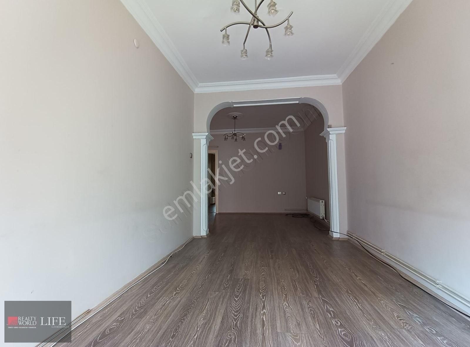 Rw Lıfe//hoşnudiye Mah. Kolcu Sokakta Kiralık 2+1 Daire - Görsel 14