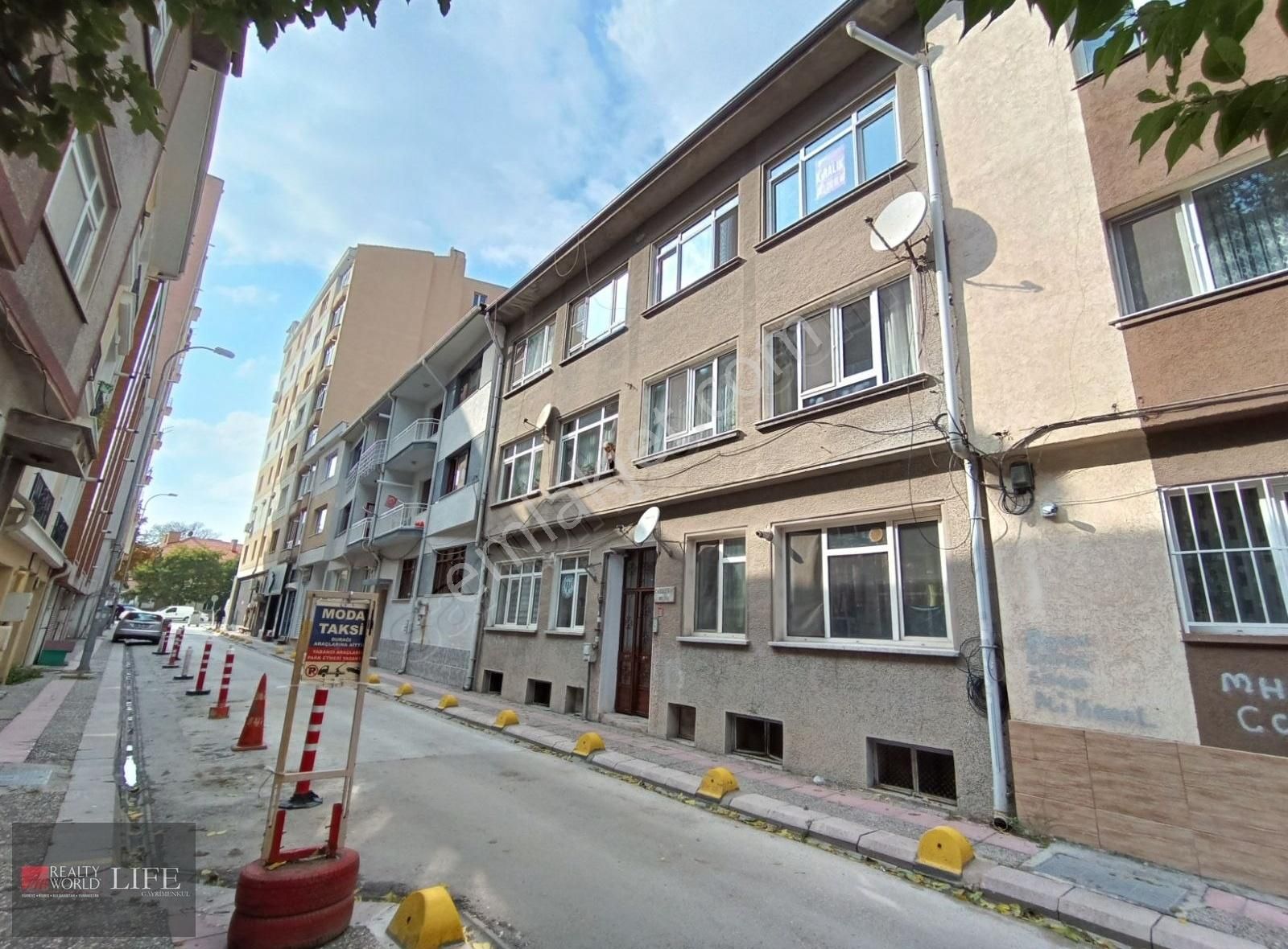 Rw Lıfe//hoşnudiye Mah. Kolcu Sokakta Kiralık 2+1 Daire - Görsel 5