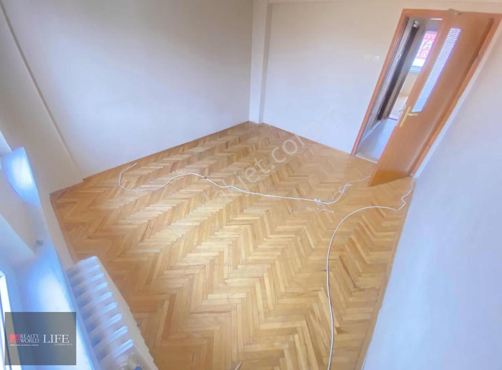 Rw Lıfe // Işıklar Mah. Kırım Cadde Üzeri 3+1 Satılık Daire - Görsel 3