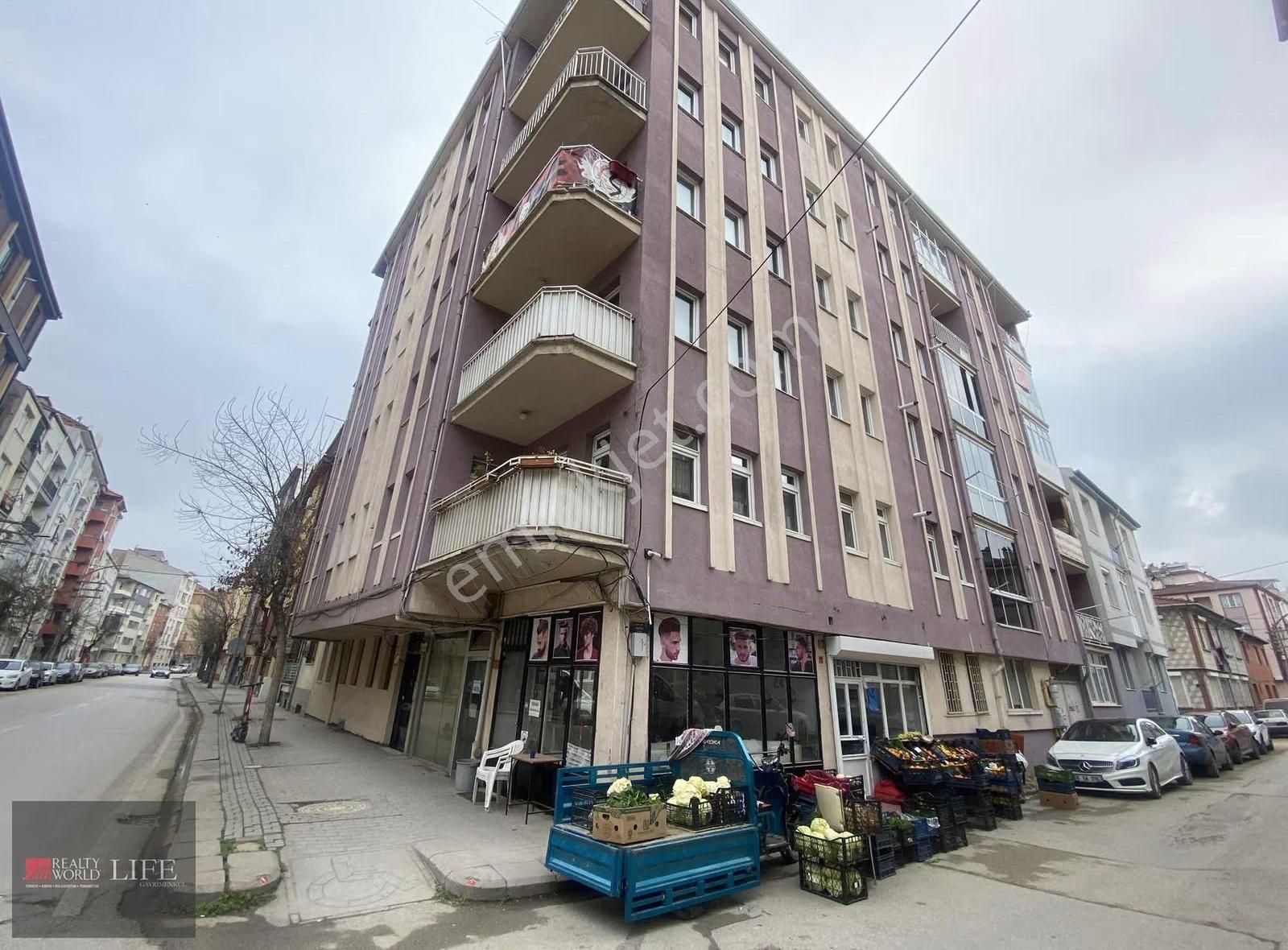 Rw Lıfe // Işıklar Mah. Kırım Cadde Üzeri 3+1 Satılık Daire - Görsel 18