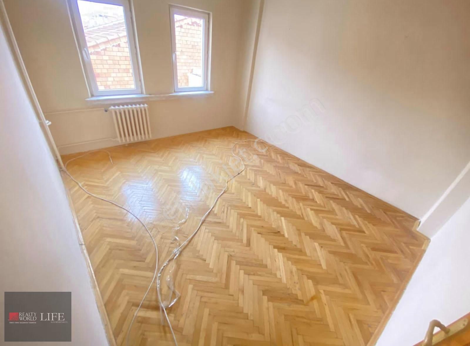 Rw Lıfe // Işıklar Mah. Kırım Cadde Üzeri 3+1 Satılık Daire - Görsel 9