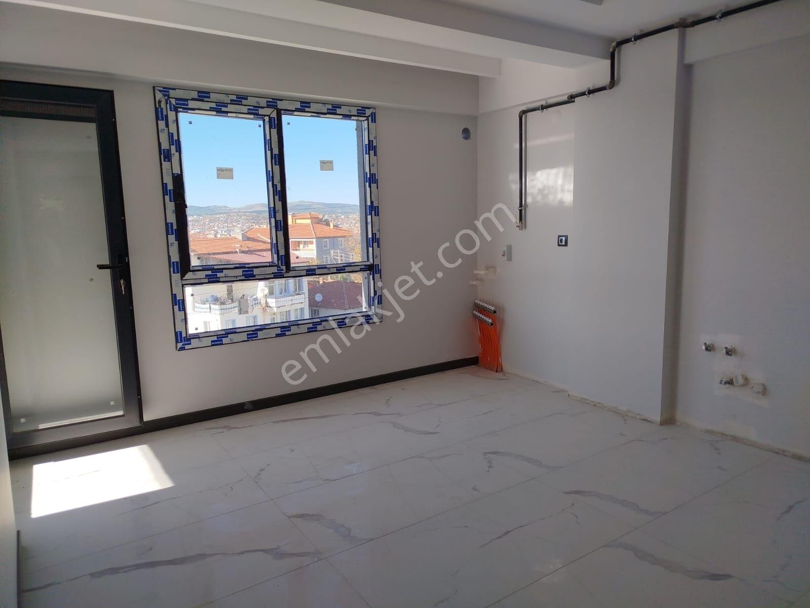 Yavuz Sultan Selim Caddesi Sıfır Oturuma Hazır 3+1 Daire - Görsel 10