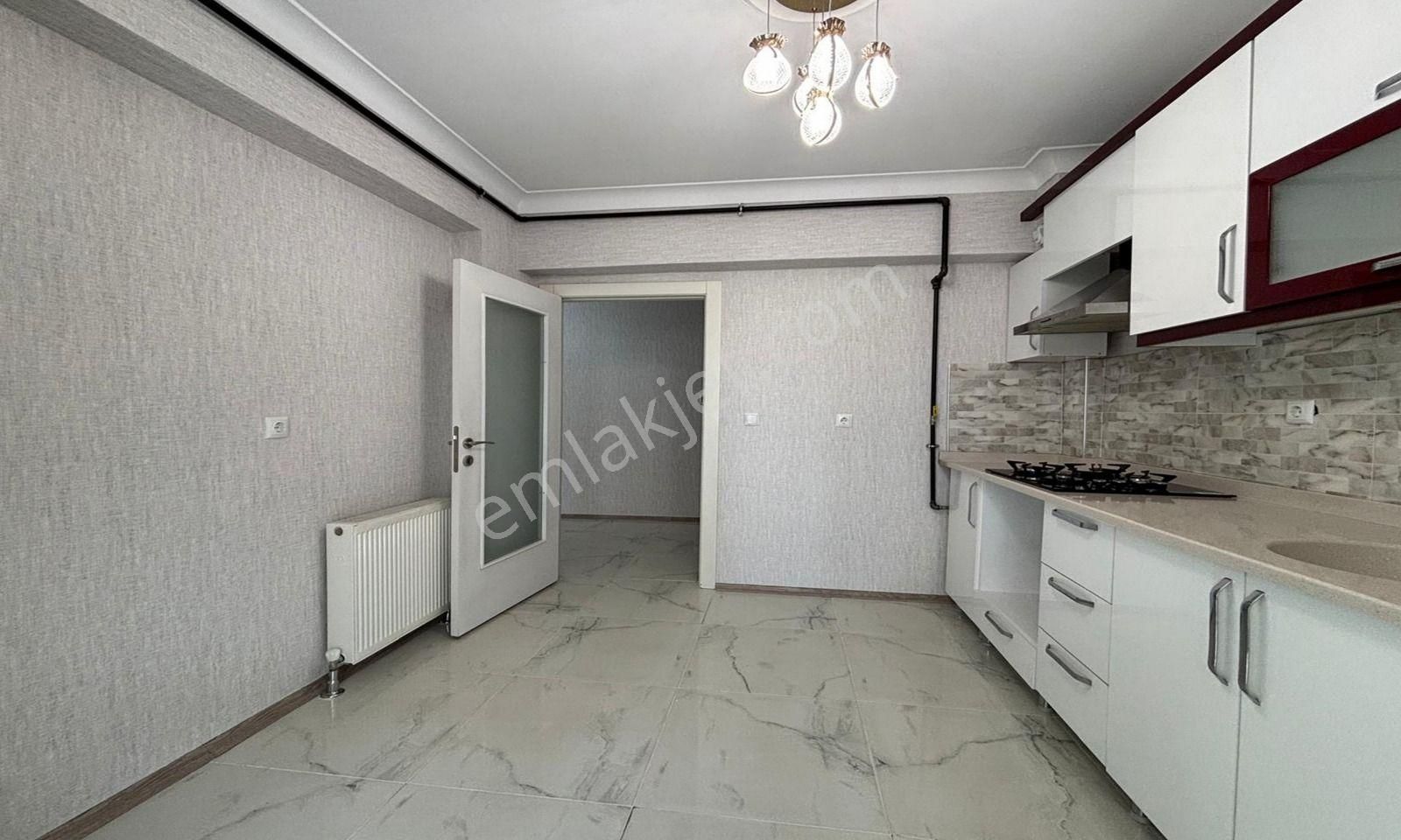 Karakaya Mahallesi'nde Lüx Full Yapıl 3+1 I Daire! - Görsel 4