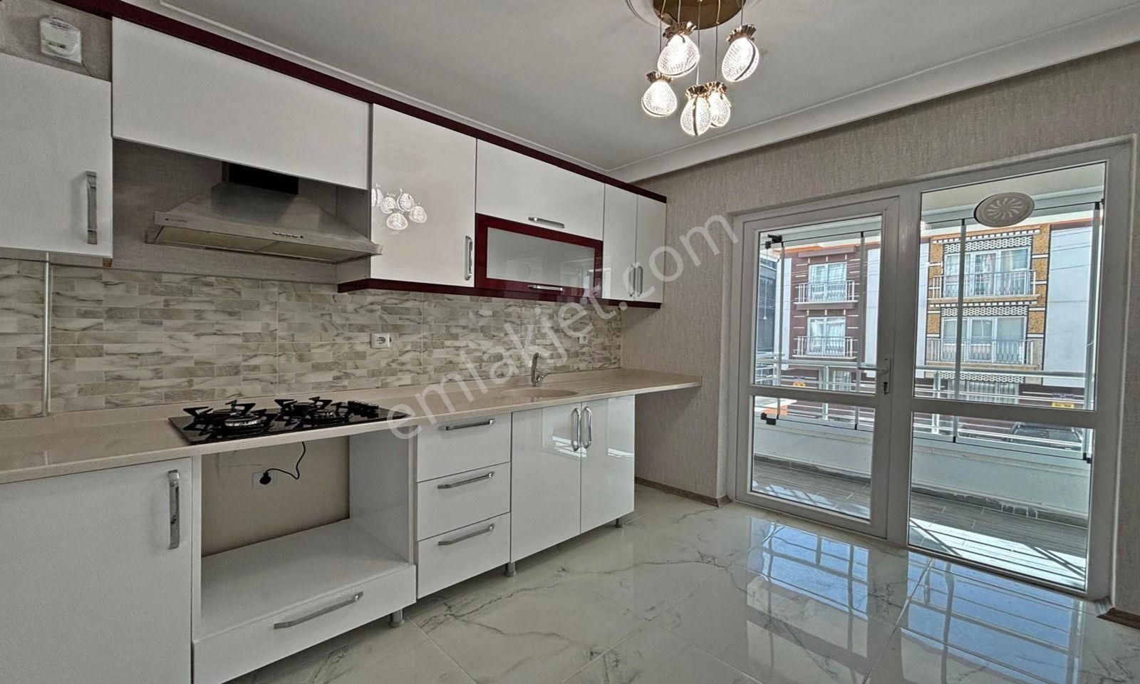 Karakaya Mahallesi'nde Lüx Full Yapıl 3+1 I Daire!