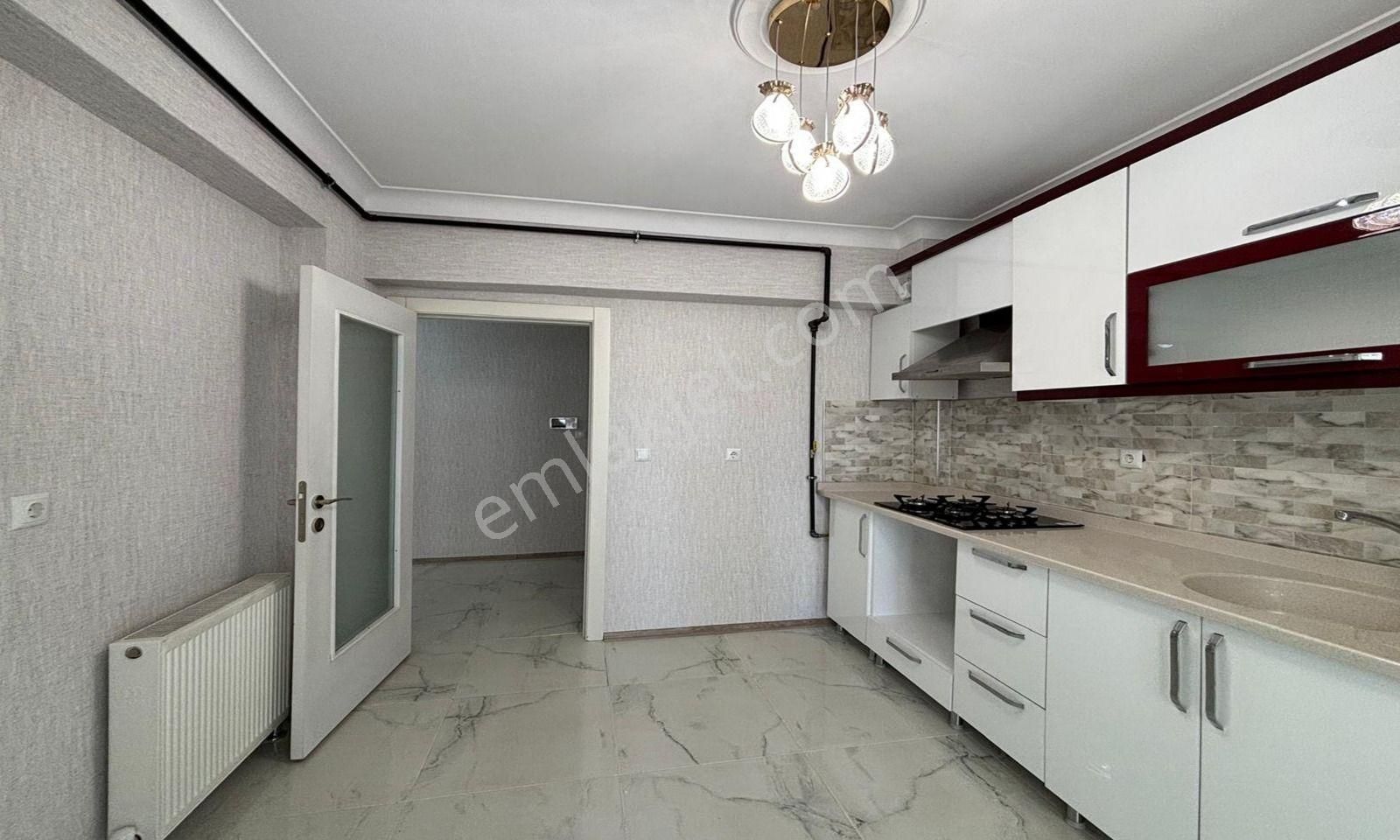 Karakaya Mahallesi'nde Lüx Full Yapıl 3+1 I Daire! - Görsel 5