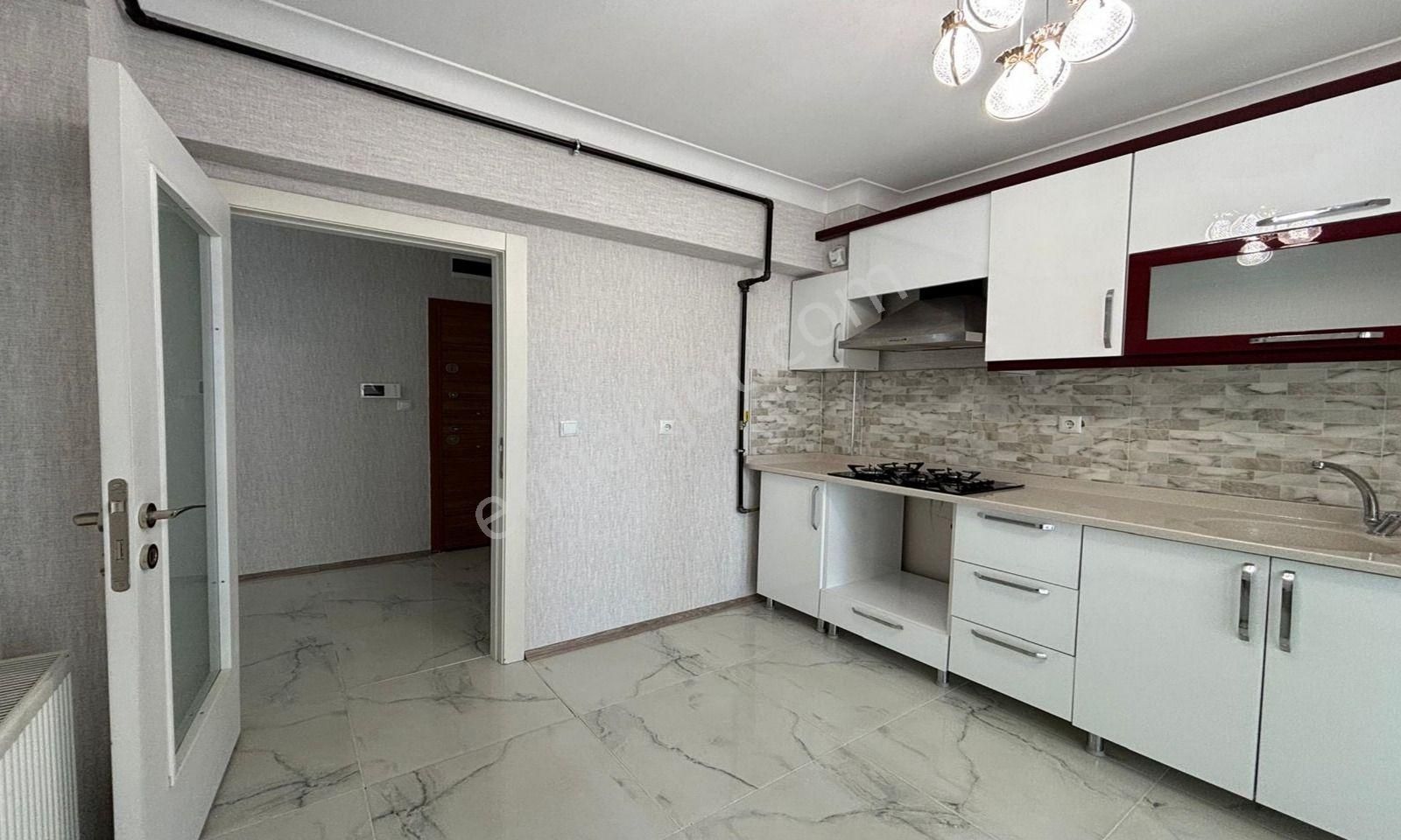 Karakaya Mahallesi'nde Lüx Full Yapıl 3+1 I Daire! - Görsel 3