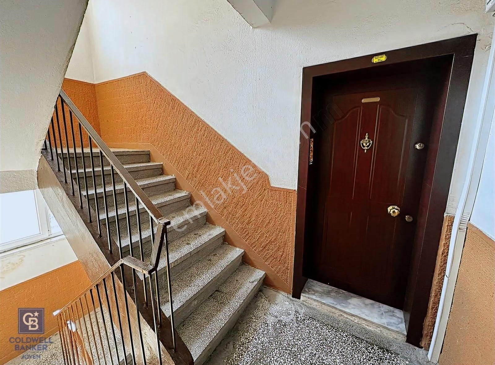 Demetevler Vatan Caddesi Üzerinde Kiralık Daire - Görsel 18