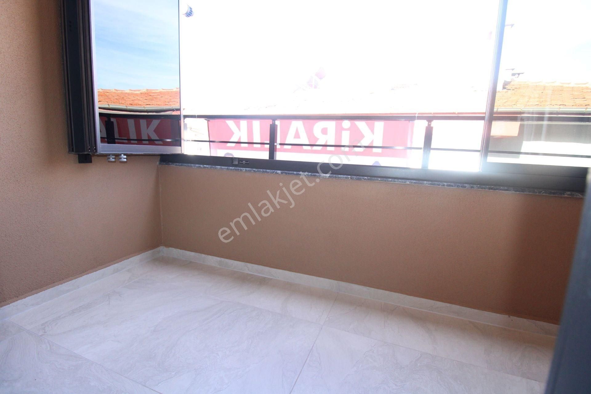 Startkey Yönden Kiralık Asansörlü Sıfır Eşyalı, Sıfır, 1+1 Daire - Görsel 4