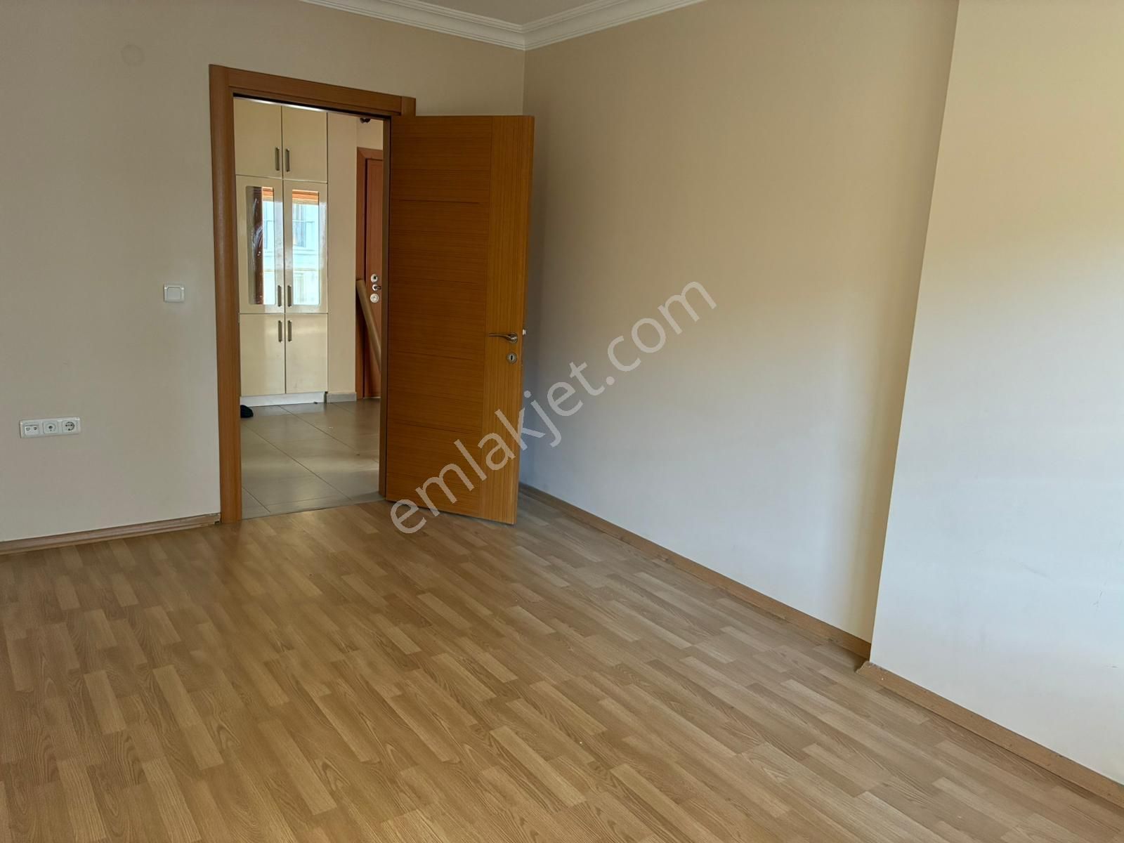 Çengelköy 'de 4+1 Kiralık Dubleks Daire - Görsel 12