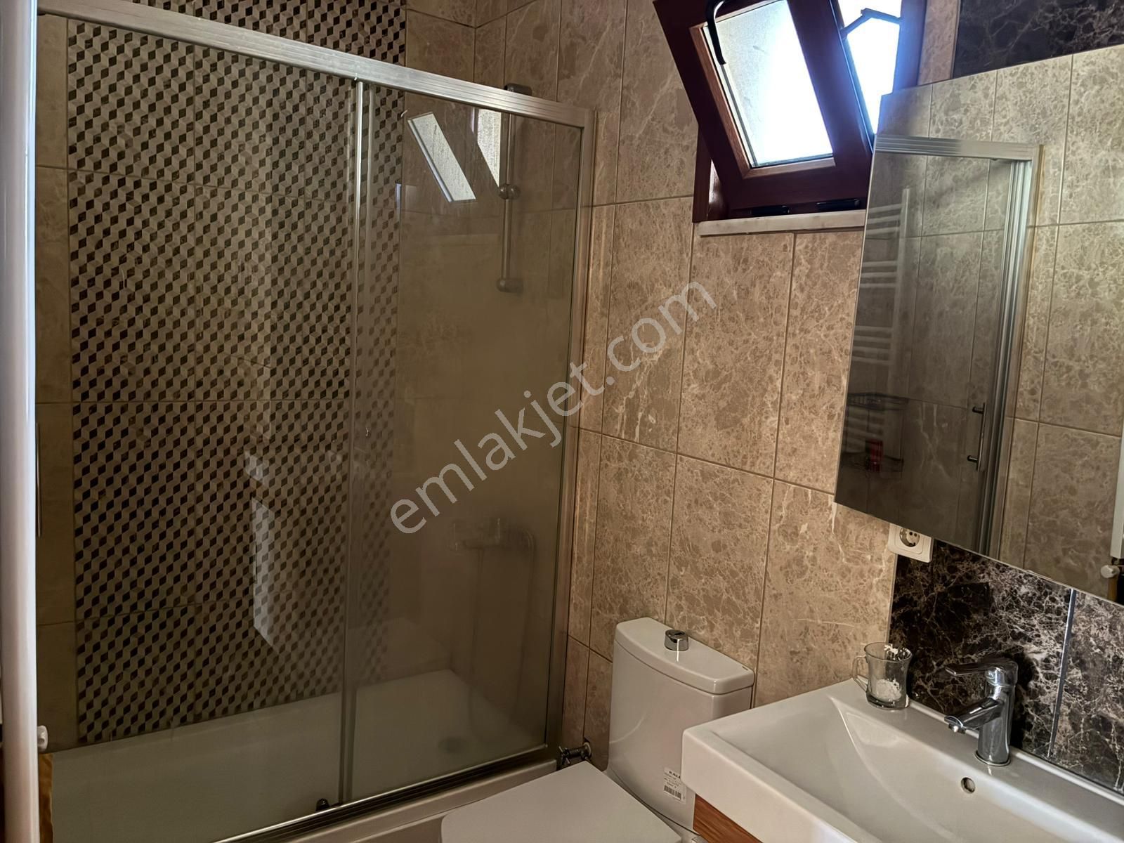 Çengelköy 'de 4+1 Kiralık Dubleks Daire - Görsel 19